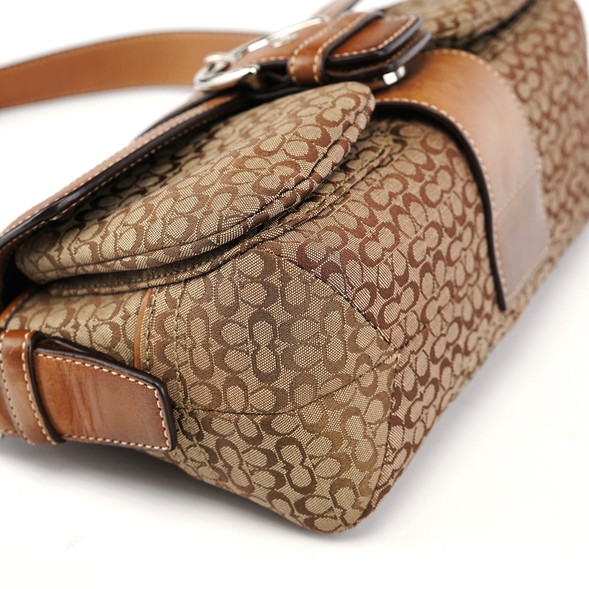 Coach 1444 Sac porté épaule Soho en toile Signature C beige
