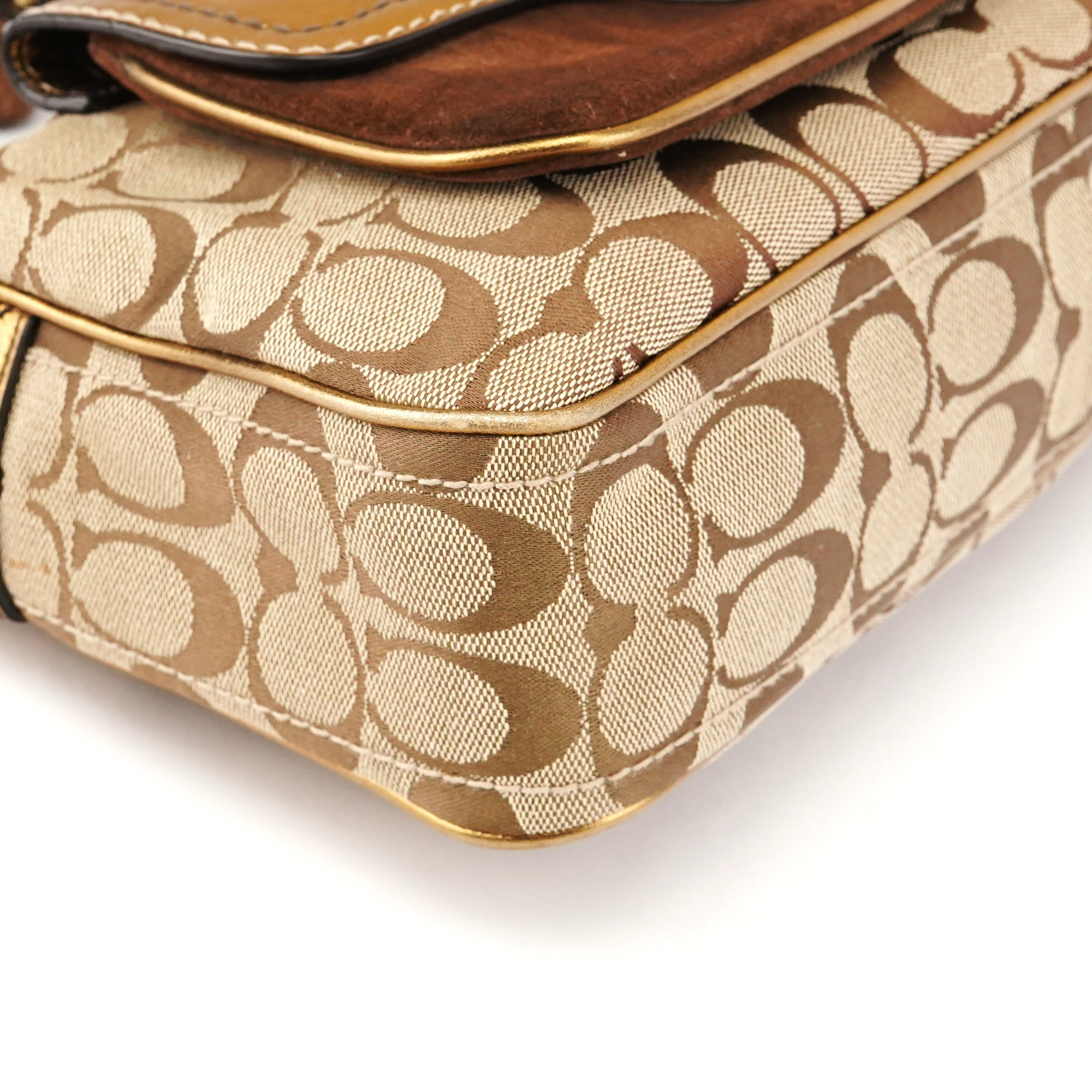 Coach 1496 Soho Schultertasche aus Signature Canvas in Beige und Bronze