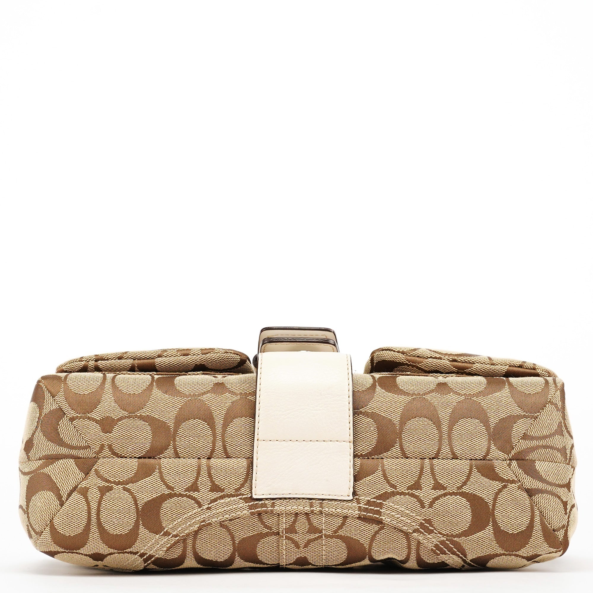Coach 6314 Signature Soho Schultertasche in Beige und Weiß