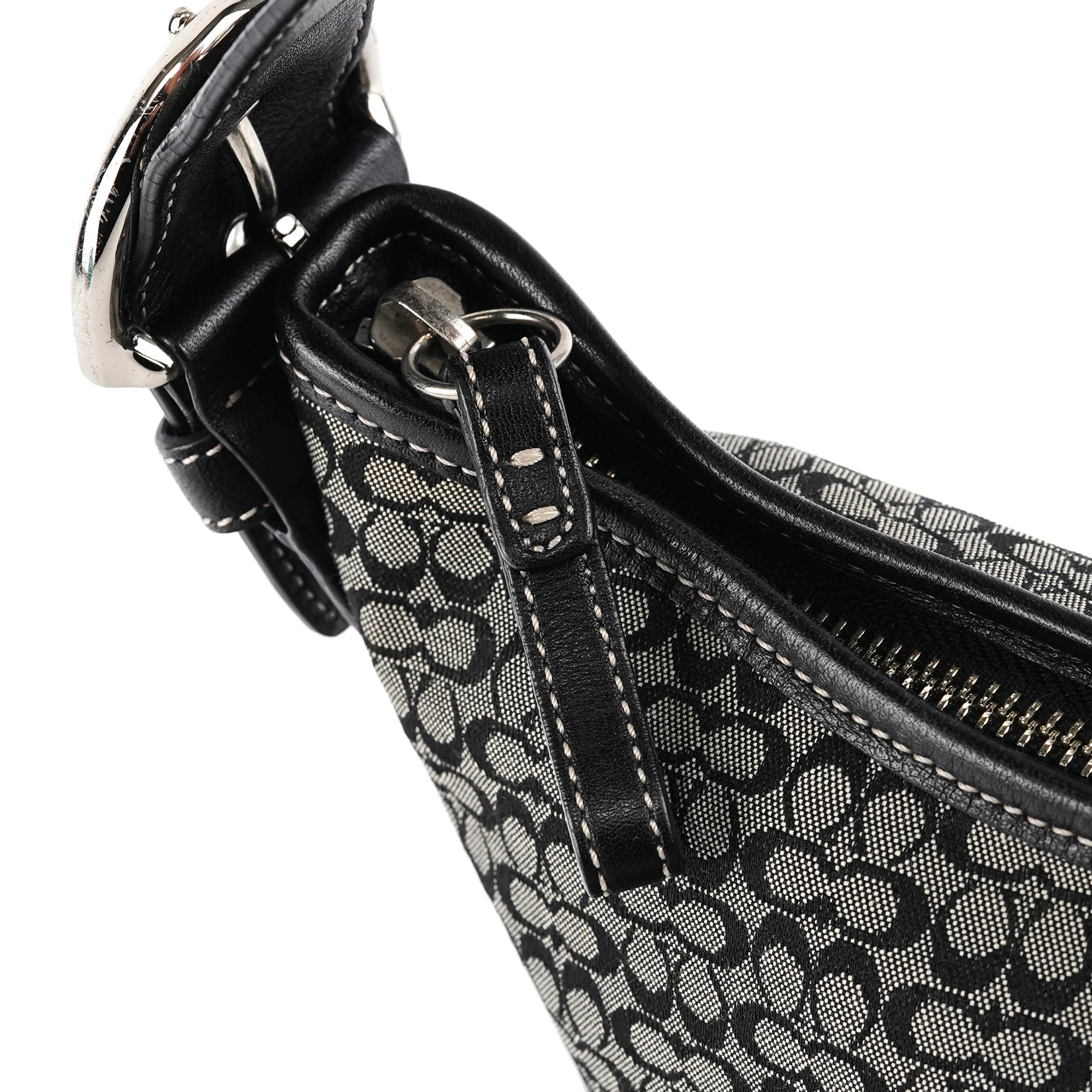 Coach 6351 Soho Schultertasche aus Signature Jacquard in Grau und Schwarz