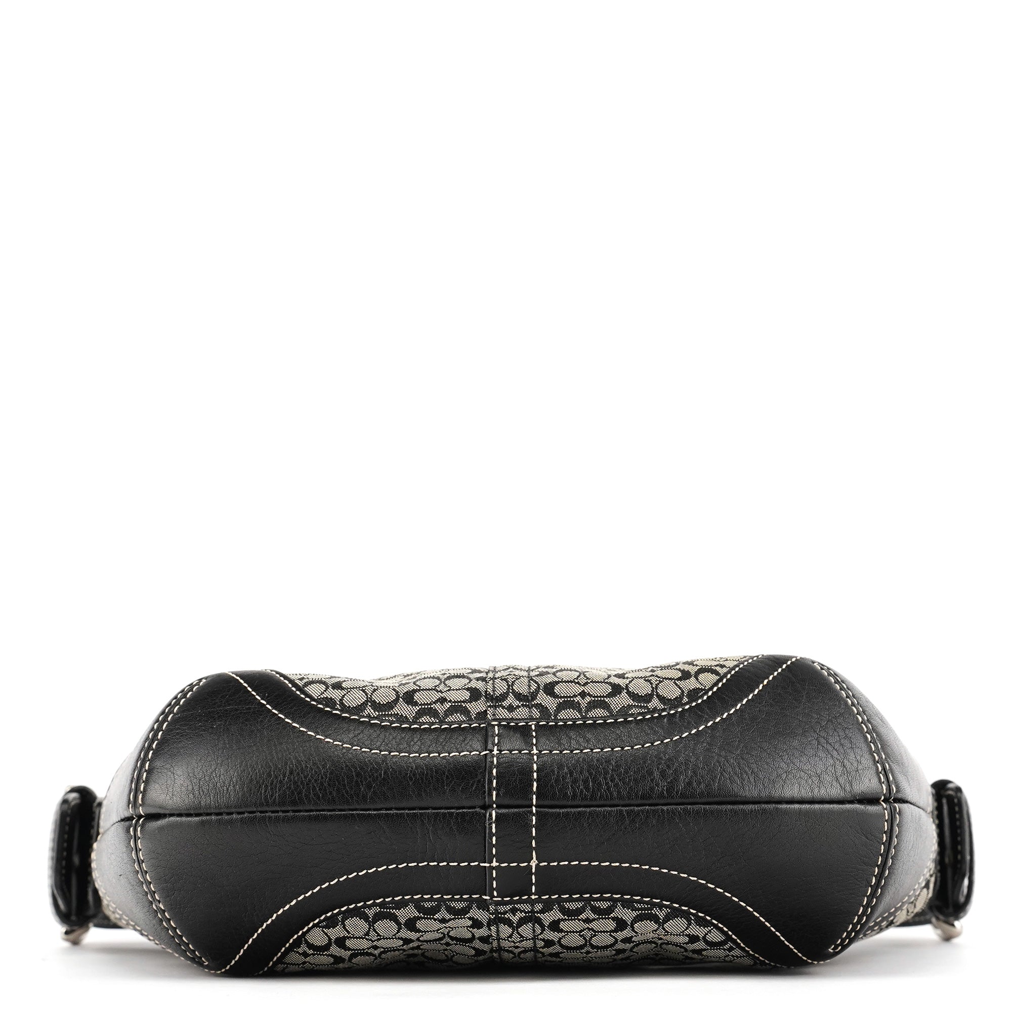 Coach 6351 Soho Schultertasche aus Signature Jacquard in Grau und Schwarz
