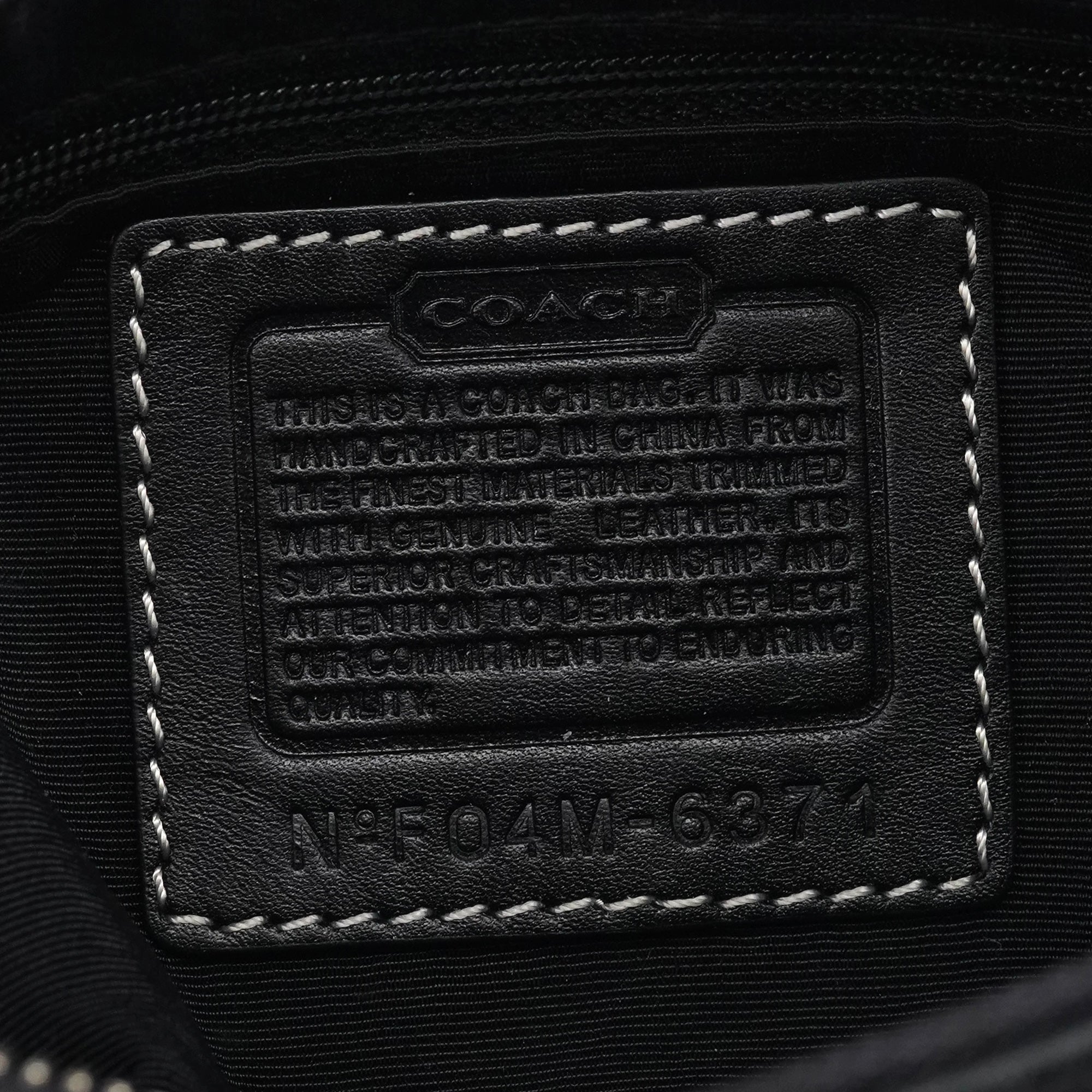 Coach 6371 Schultertasche aus Signature Canvas in Grau und Schwarz