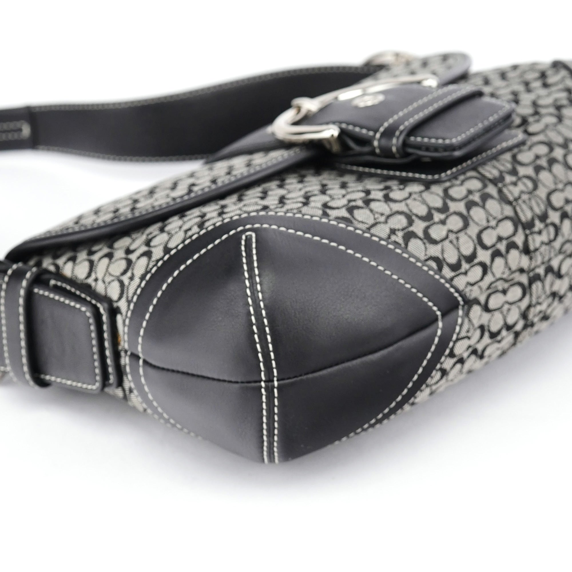 Coach 6818 Soho Schultertasche in Grau