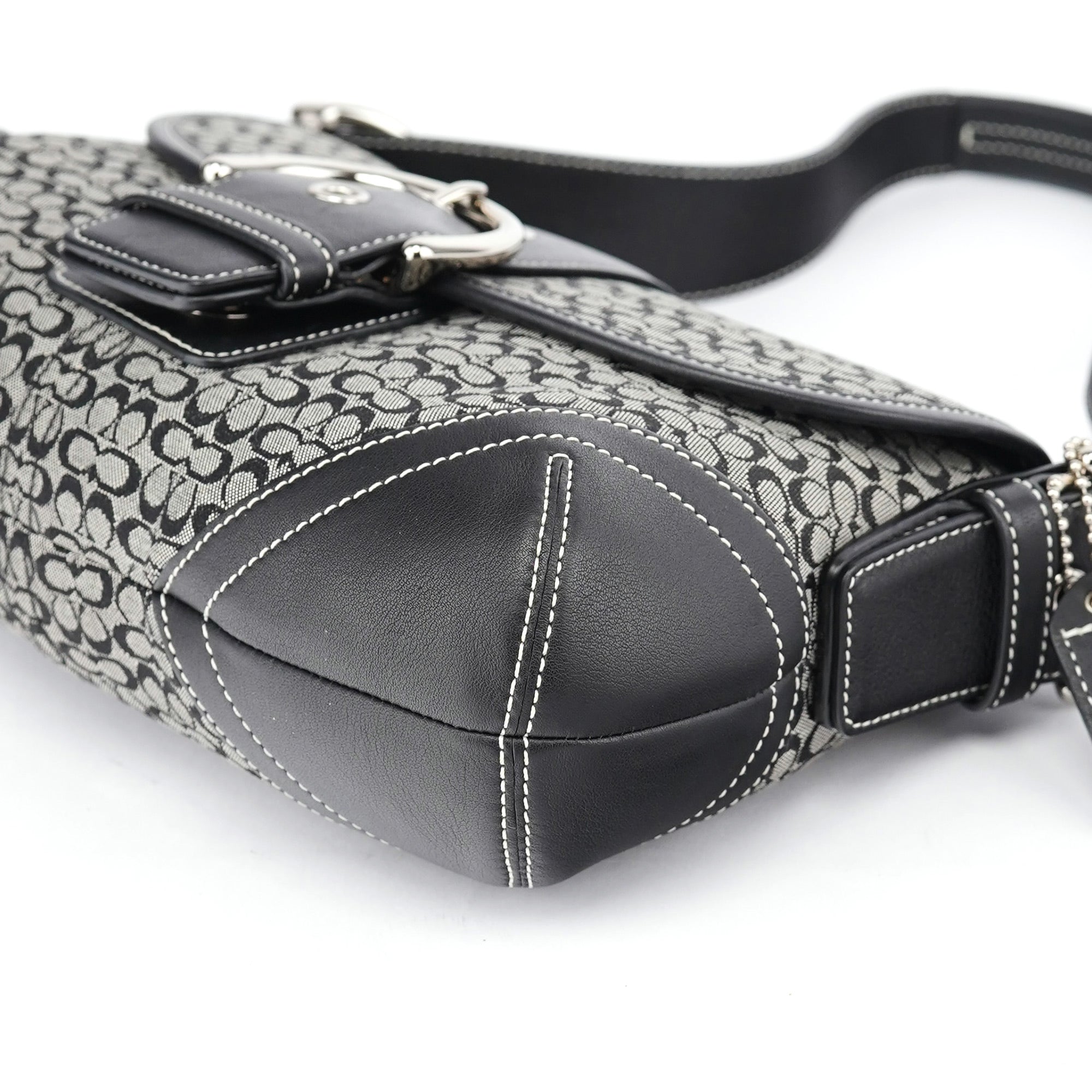 Coach 6818 Soho Schultertasche in Grau
