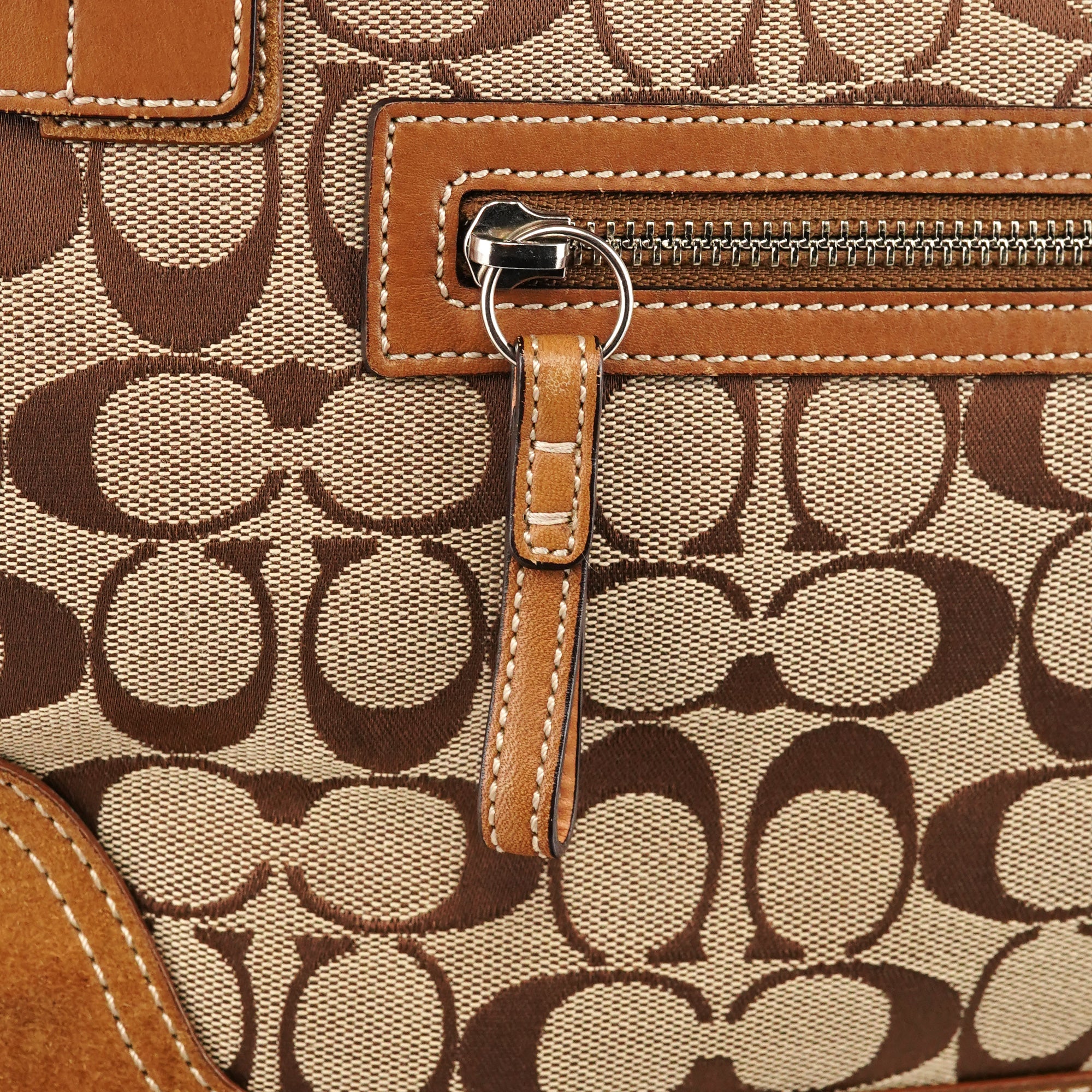 Coach 6876 Soho håndtaske i beige Signature canvas