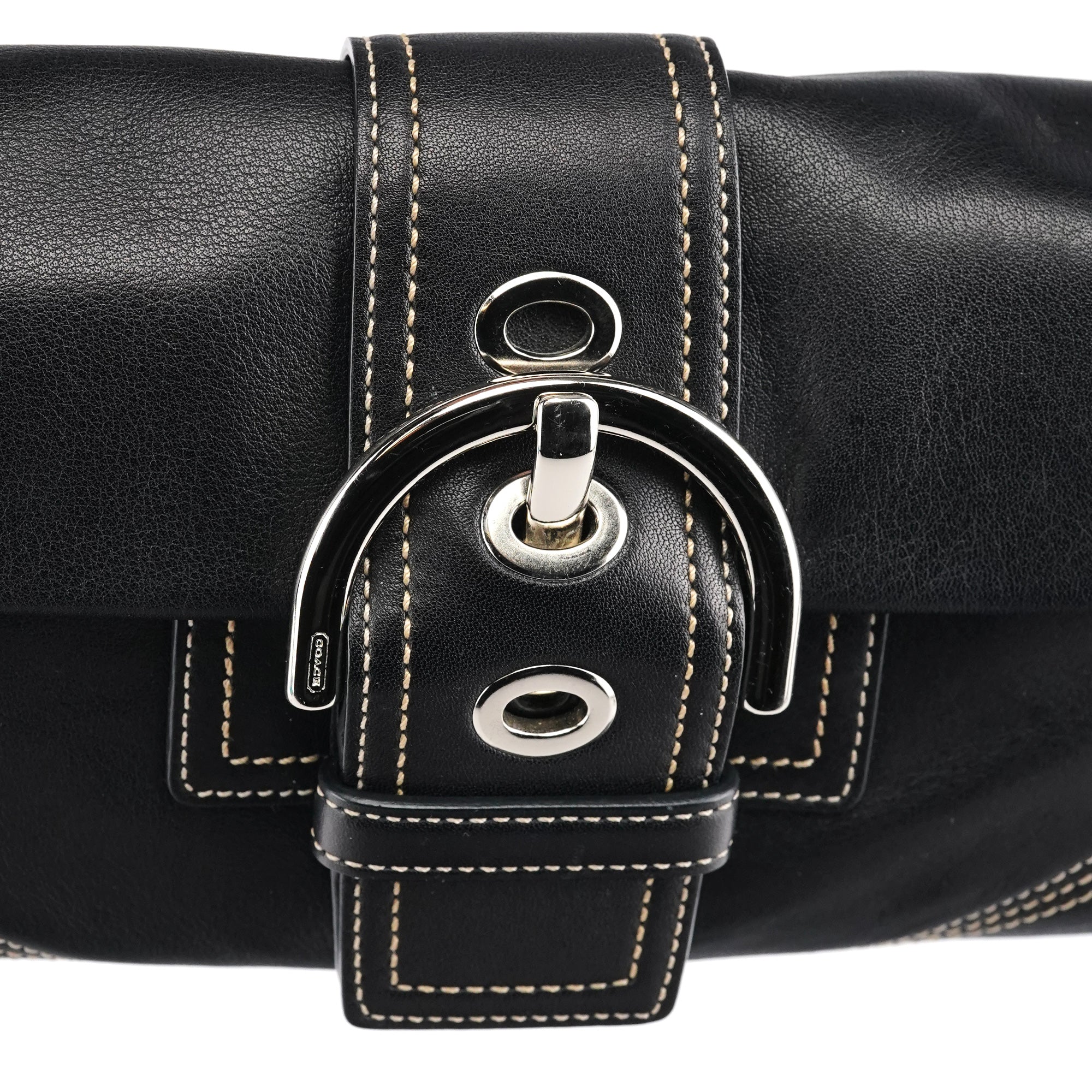 Coach 8A05 Sac porté épaule Soho en cuir noir