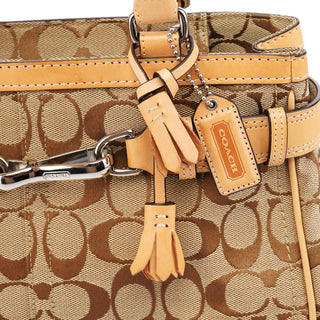 Coach 8K06 Beige Tan Signature Hamptons Tote Bag