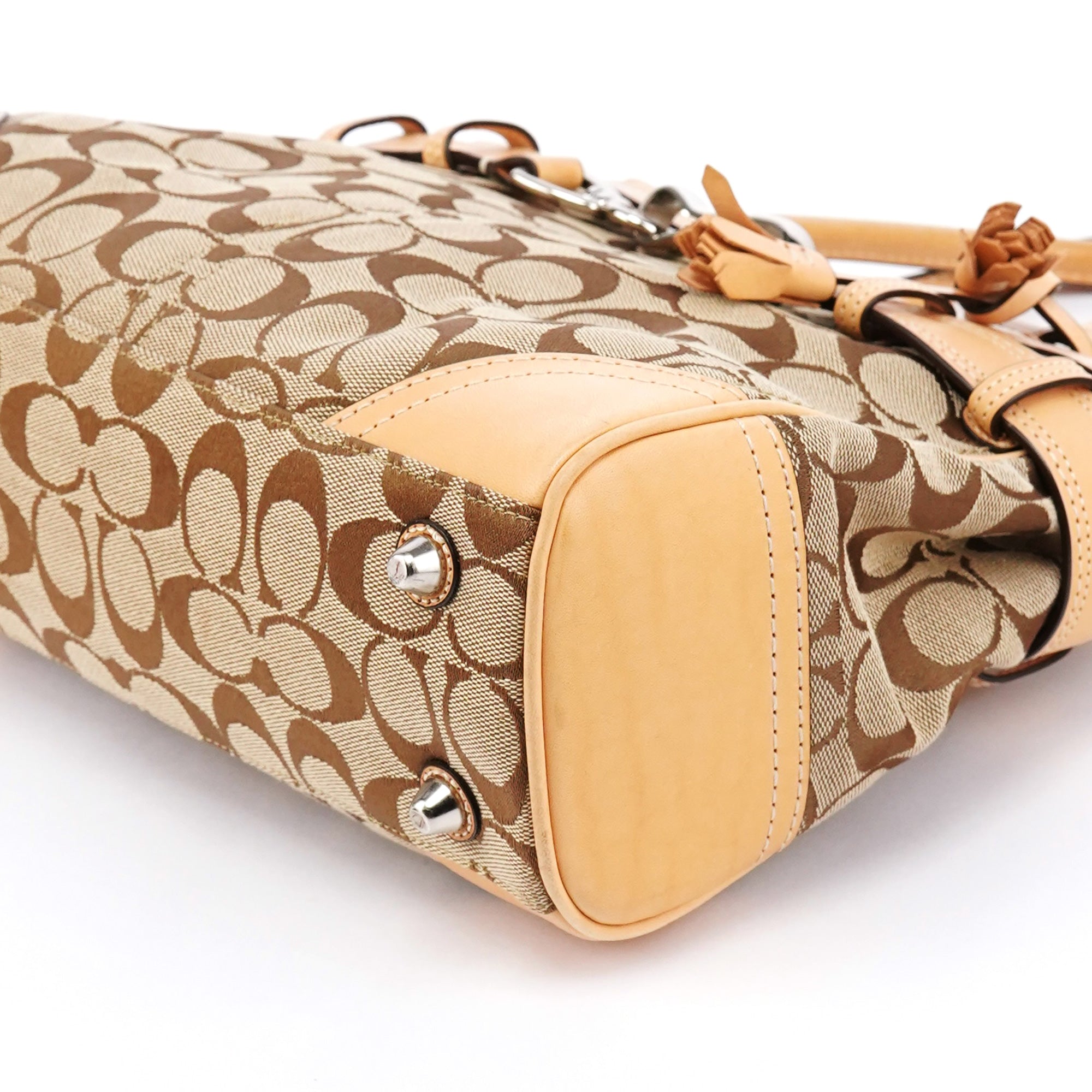 Coach 8K06 Beige Tan Signature Hamptons Tote Bag