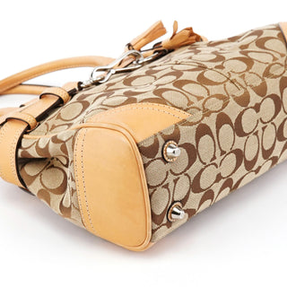 Coach 8K06 Beige Tan Signature Hamptons Tote Bag