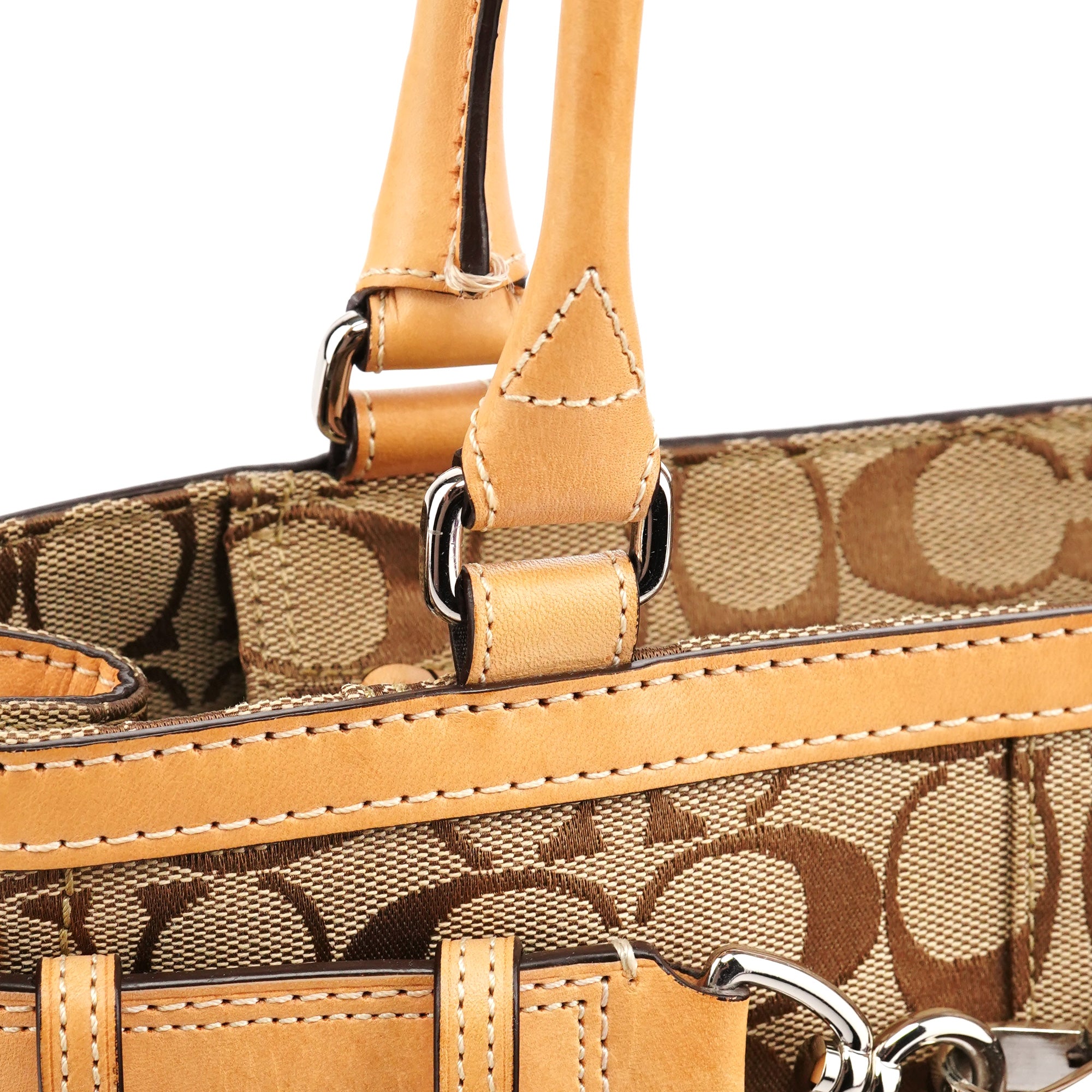 Coach 8K06 Beige Tan Signature Hamptons Tote Bag