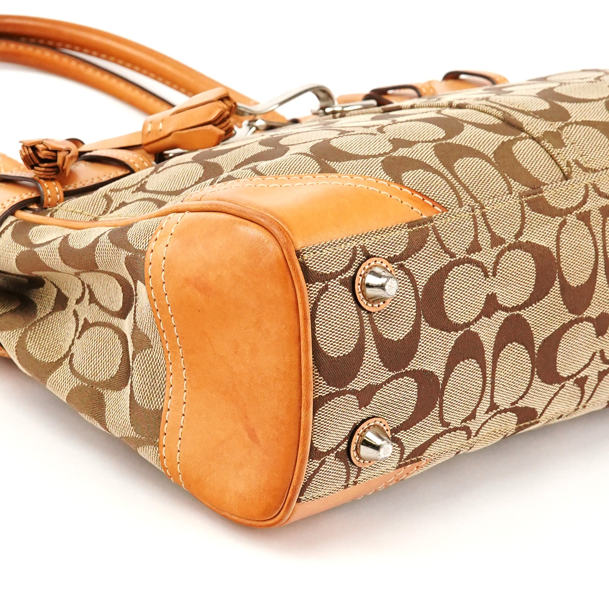 Coach 8K06 Beige Tan Signature Hamptons Tote Bag