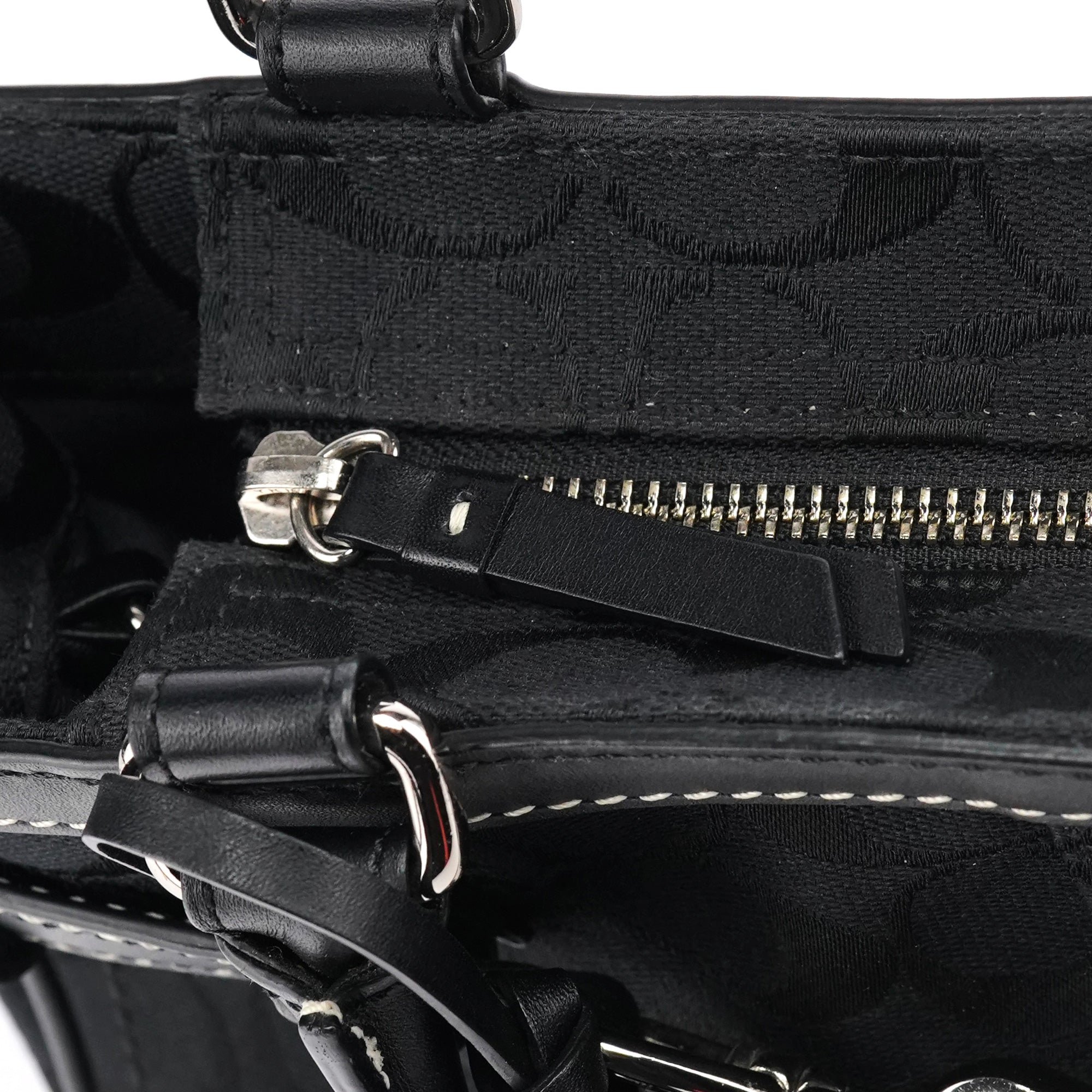 Coach 8K06 Black Signature Hamptons Tote Bag