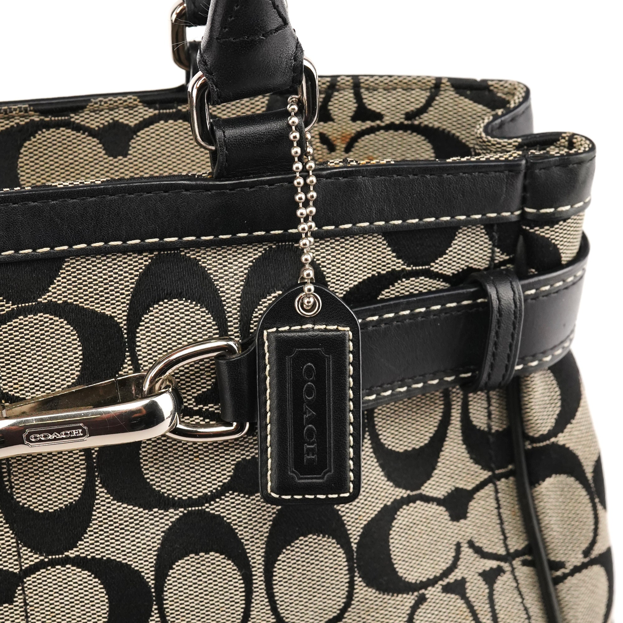 Coach 8K06 Sac cabas Hamptons en toile Signature grise et noire