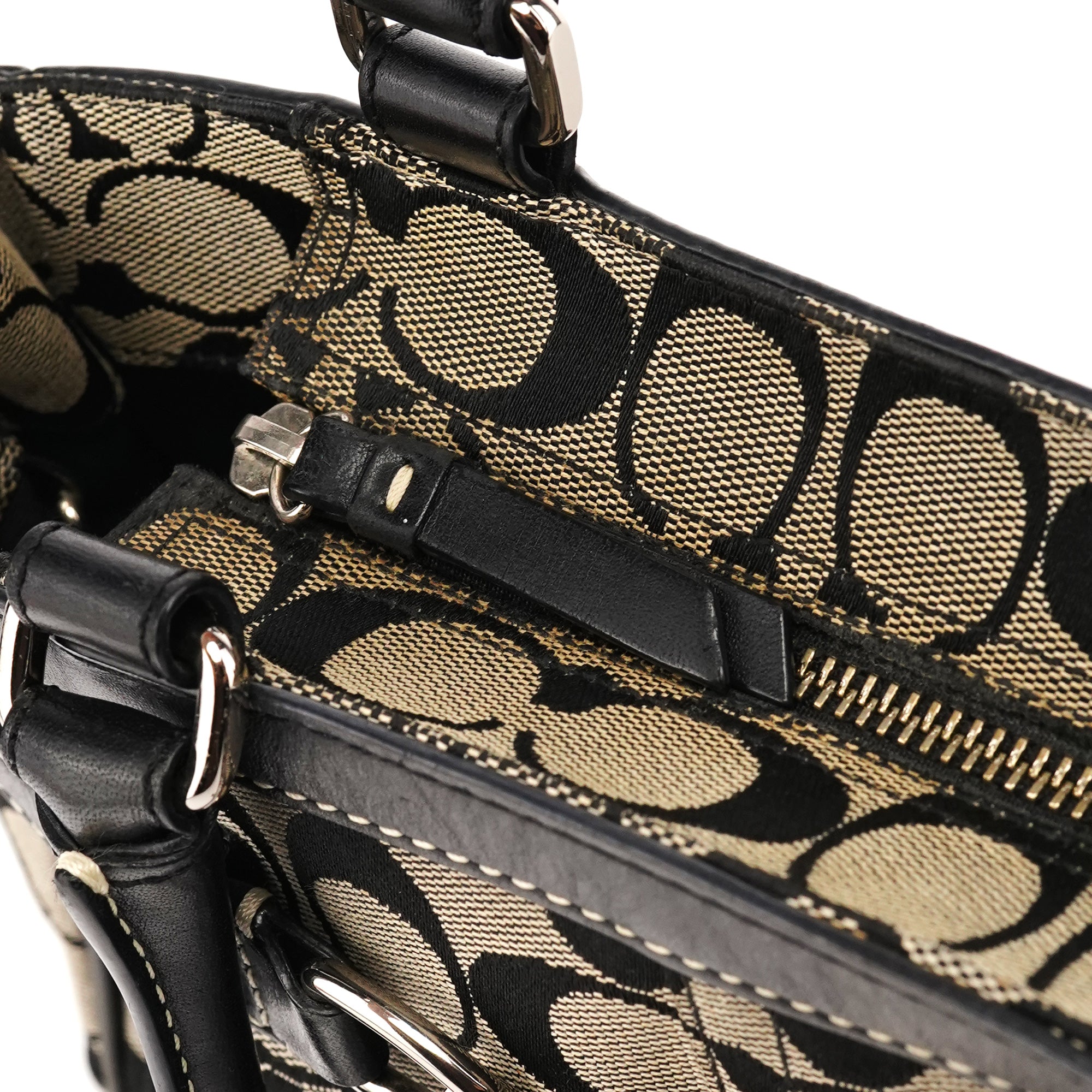 Coach 8K06 Sac cabas Hamptons en toile Signature grise et noire