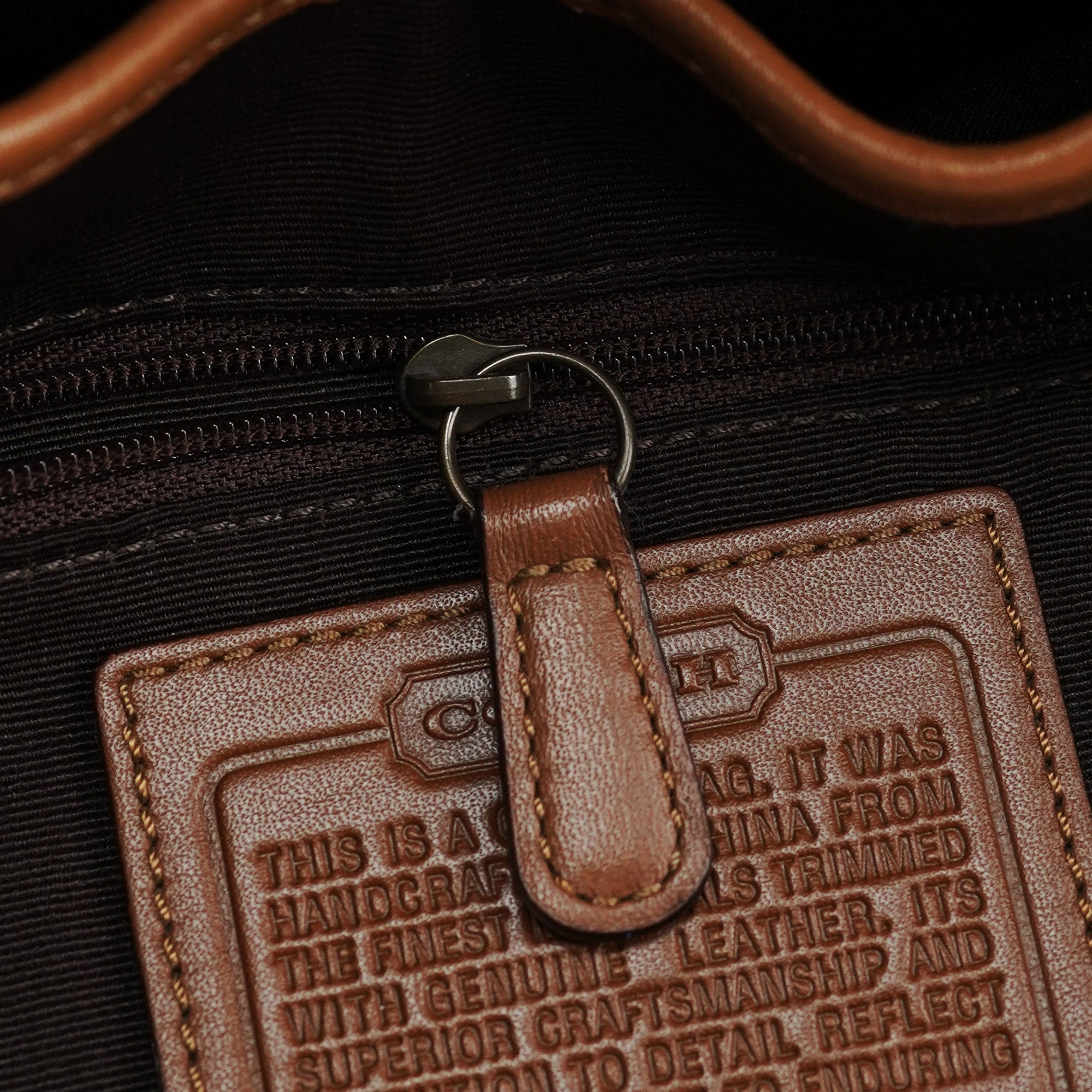 Coach Sac porté épaule Signature C Soho en toile Signature beige