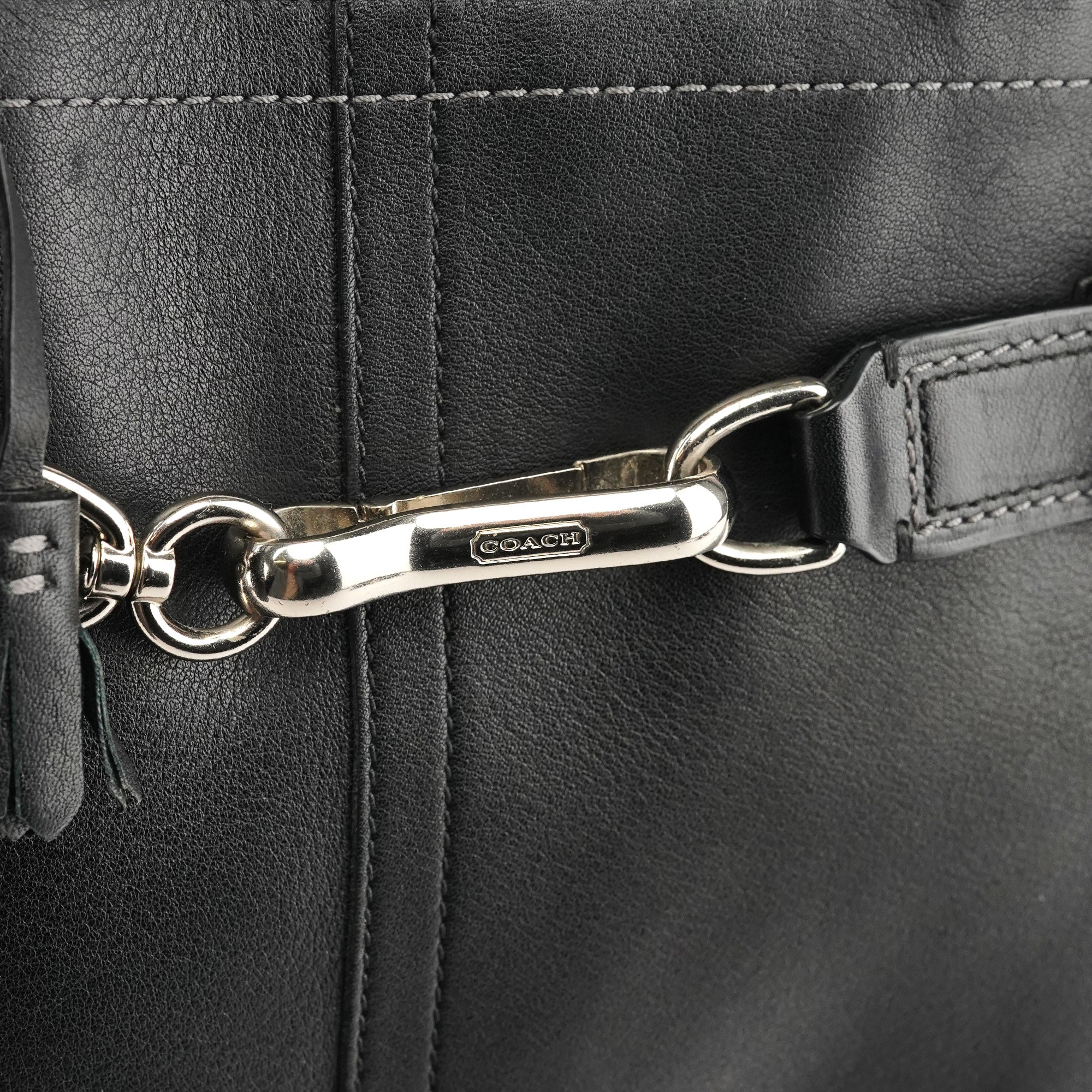 Coach F08A71 Sac cabas Hamptons en cuir noir