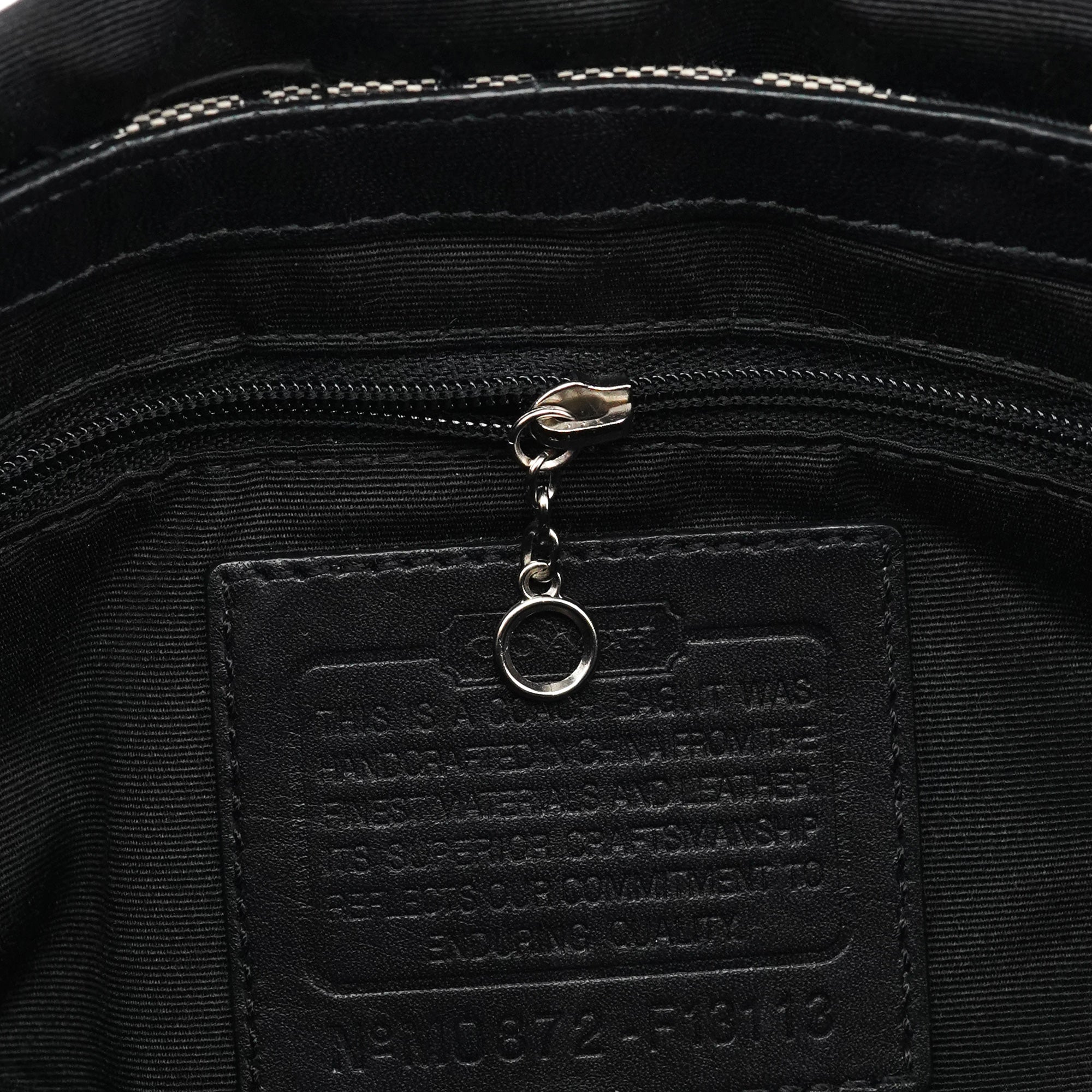 Coach F13113 Soho Schultertasche aus Signature Canvas in Grau und Schwarz