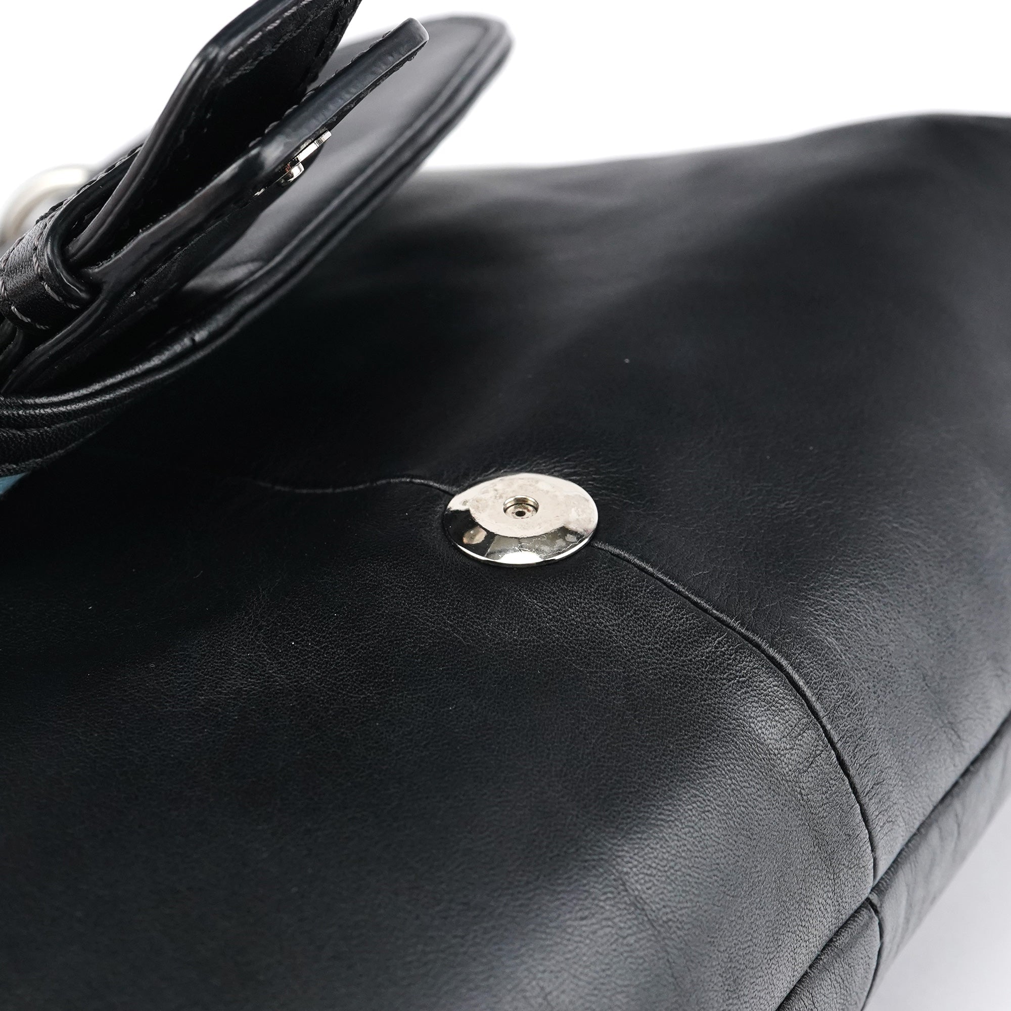Coach F17217 Sac porté épaule Soho en cuir noir