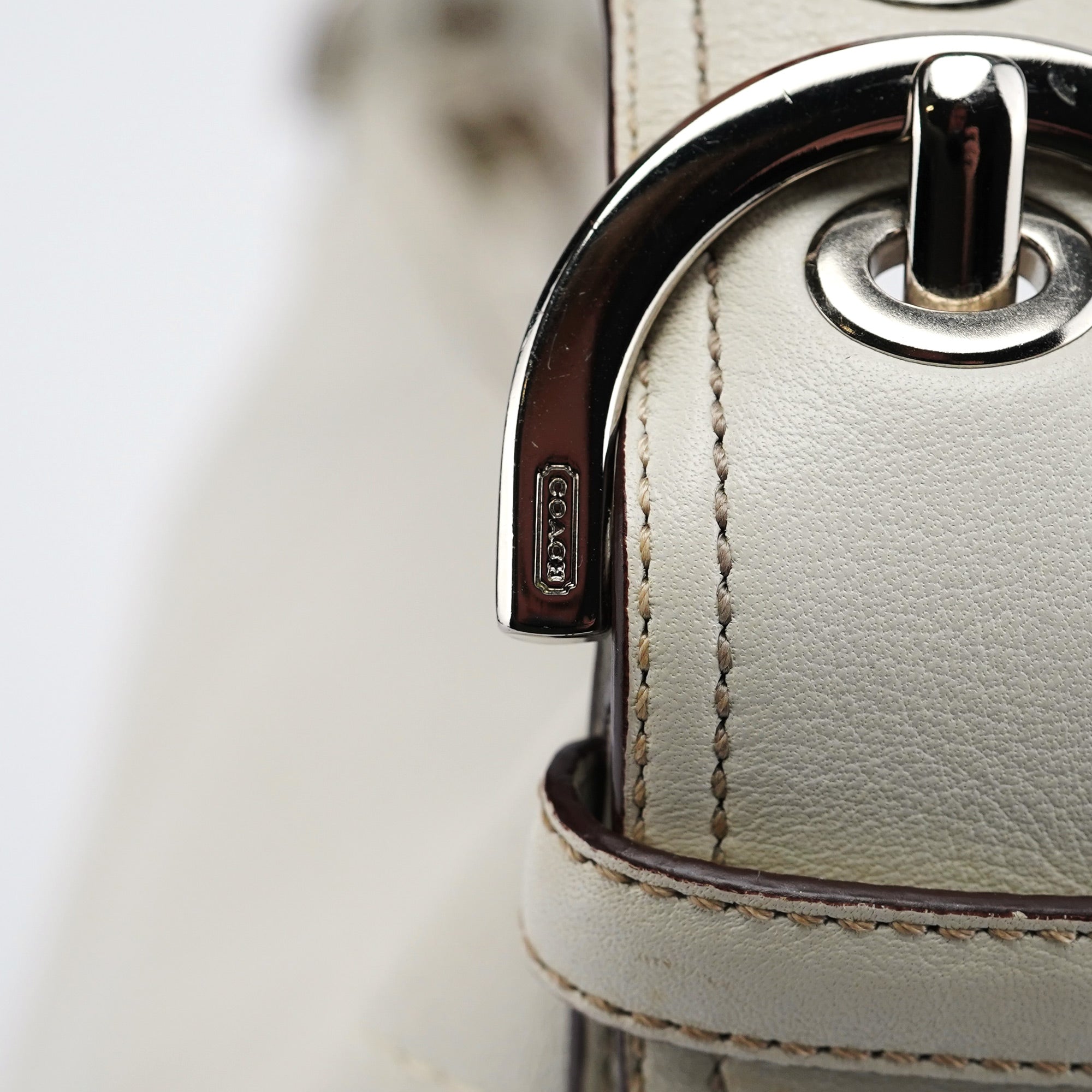 Coach White Leather Crescent Hobo Shoulder Bag