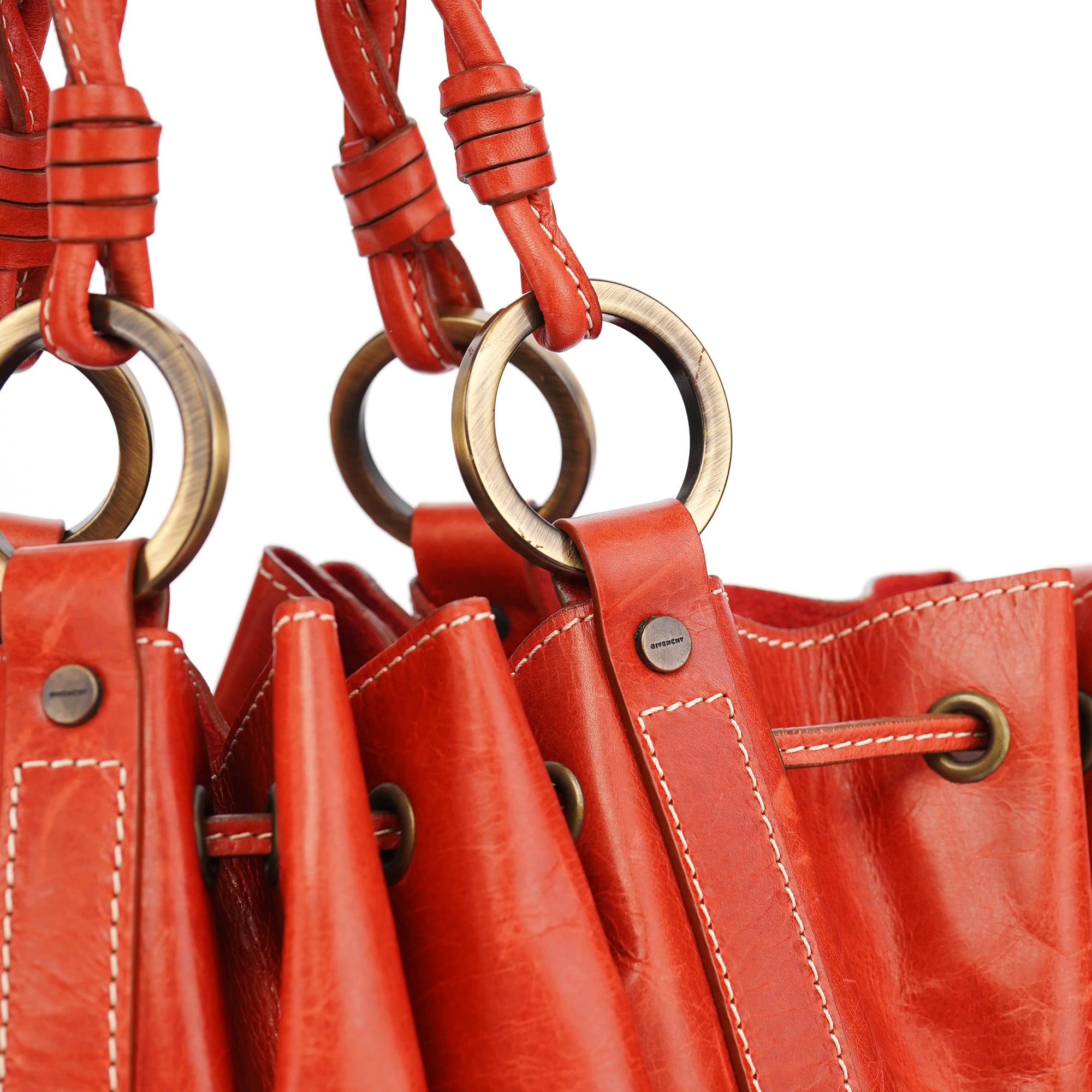 Givenchy Sac à pampilles et lien coulissant en cuir de veau orange brûlé