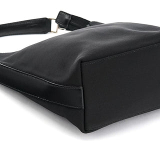Gucci 000 0601 Black Canvas Shoulder Bag