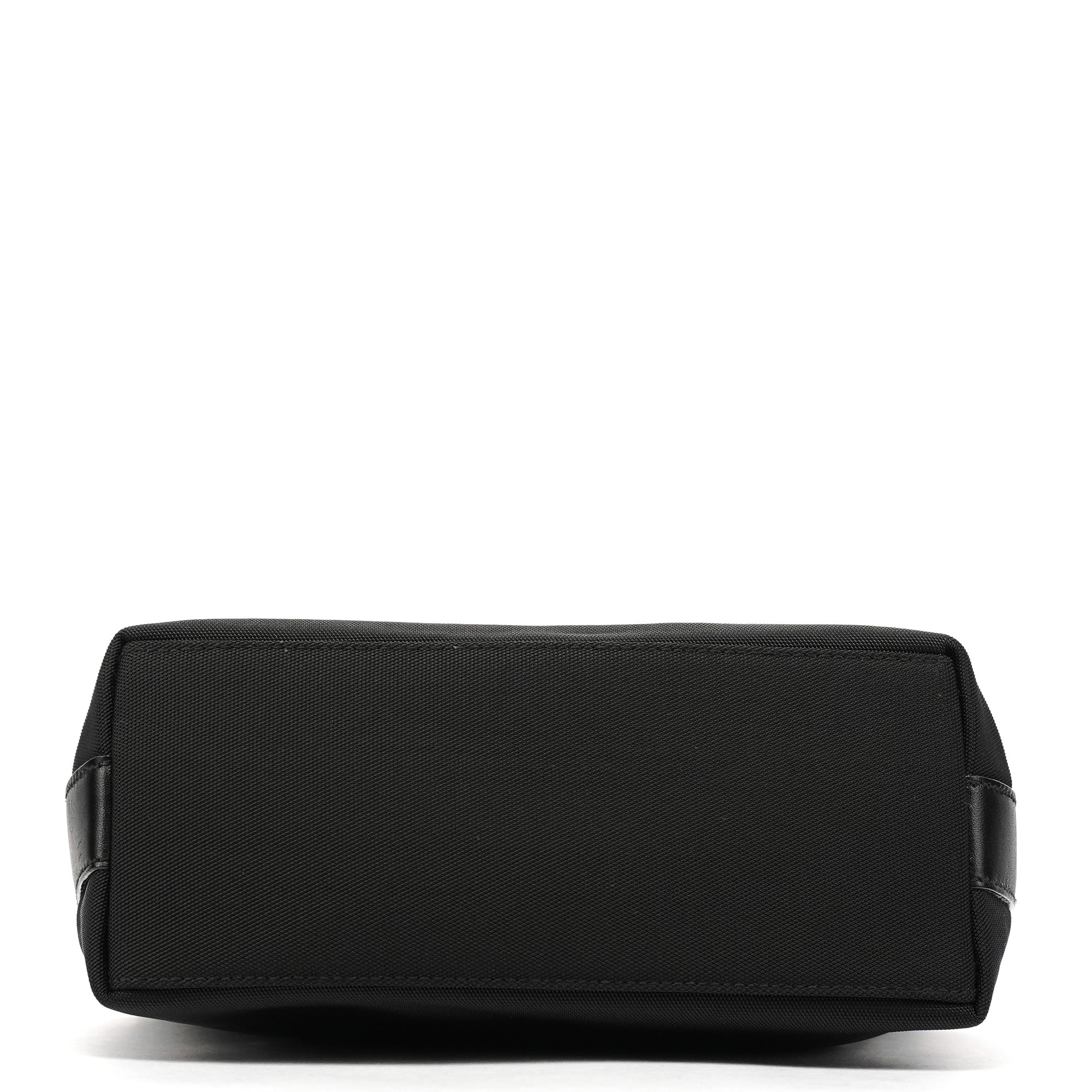 Gucci 000 0601 Black Canvas Shoulder Bag