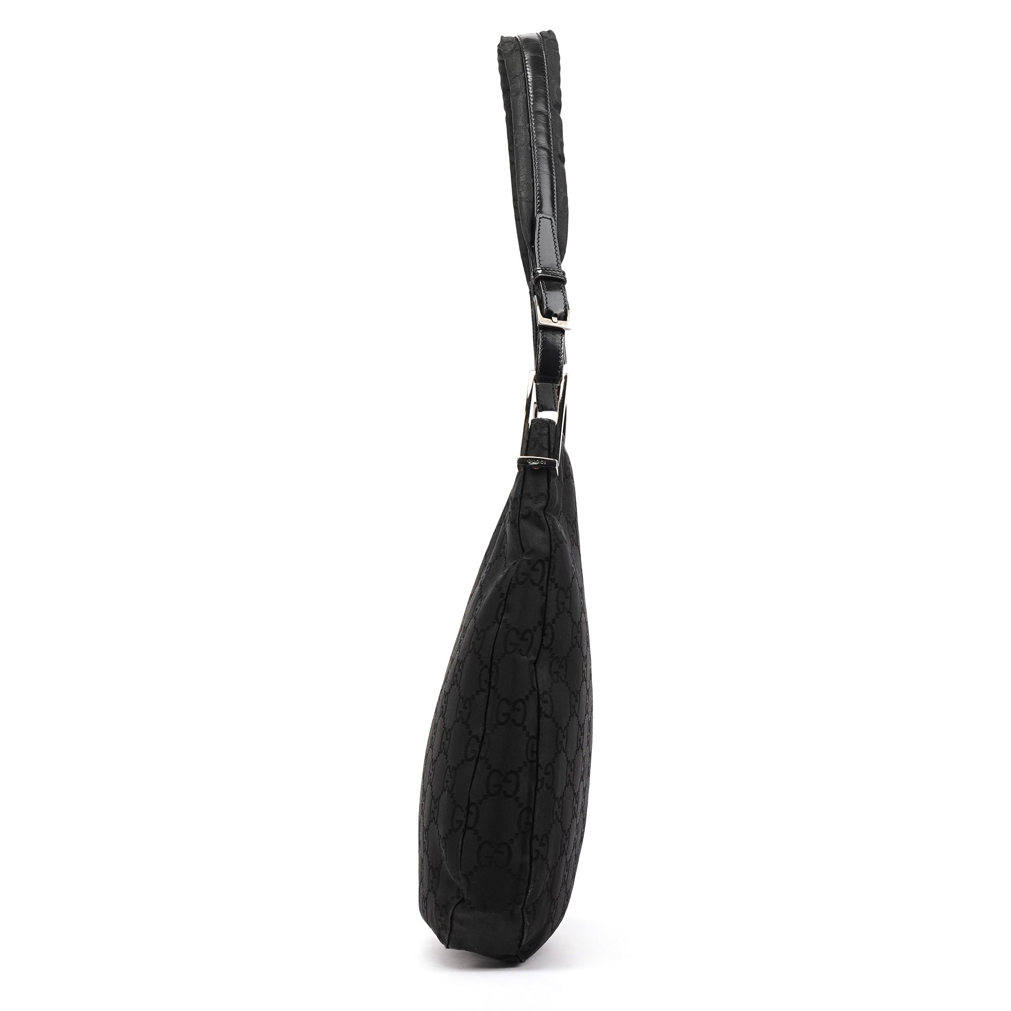 Gucci 001 3166 skuldertaske i sort GG nylon