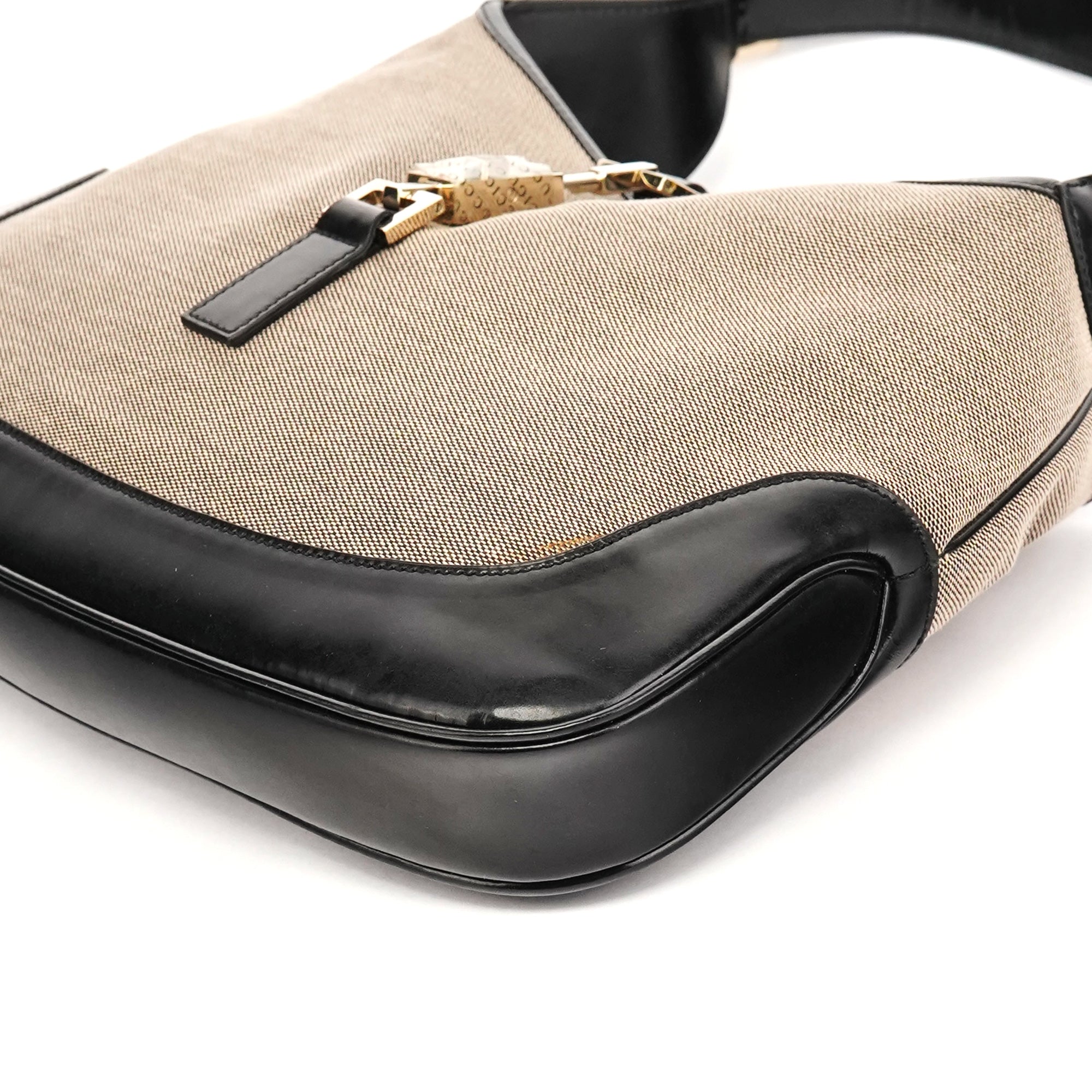 Gucci 001 3306 Beige Black Canvas Jackie Shoulder Bag
