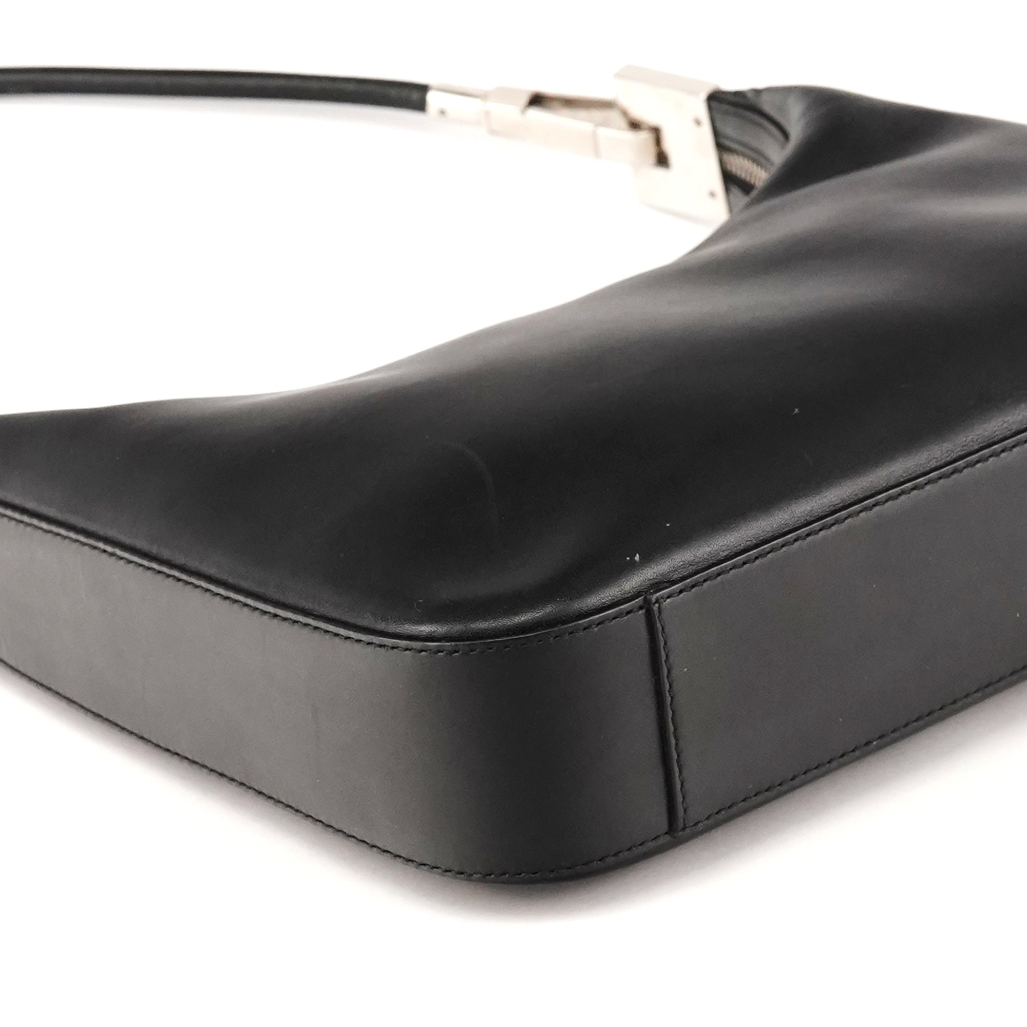 Gucci 001 3312 Black Calfskin Hobo Shoulder Bag