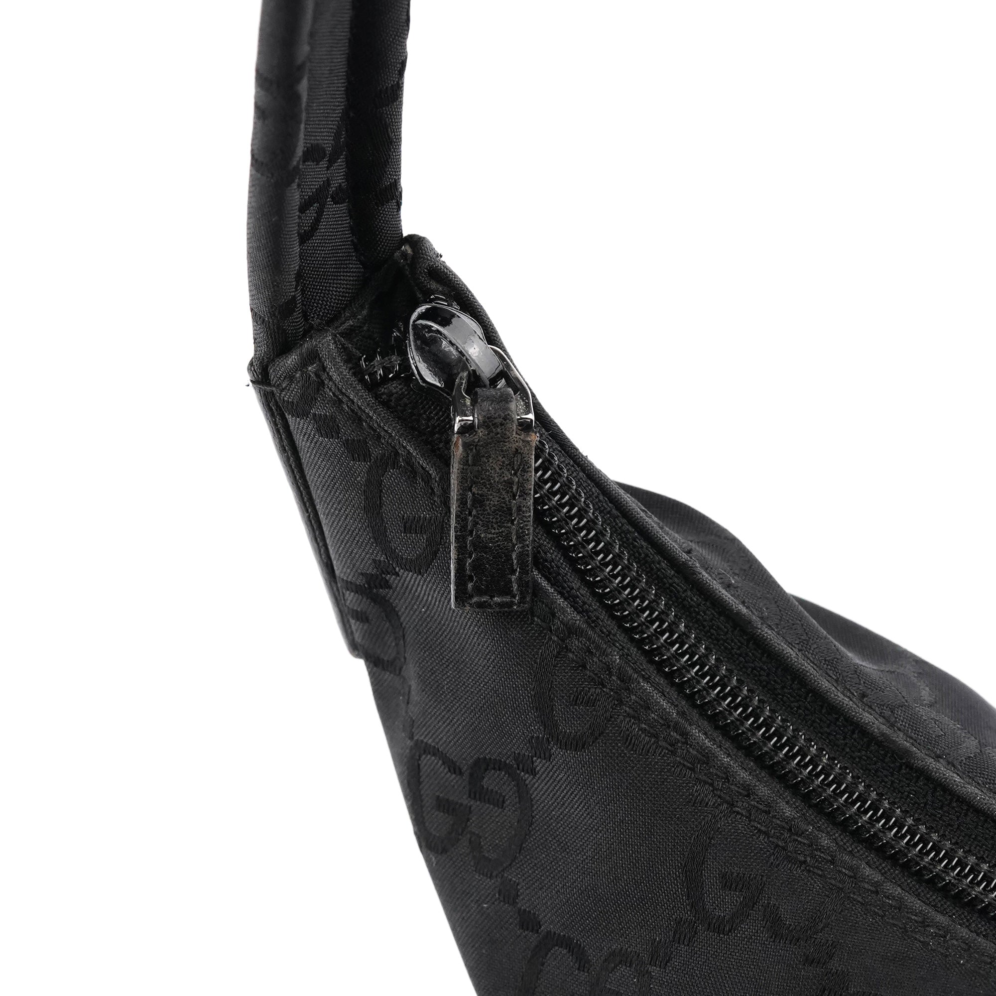 Gucci 001 3386 Black GG Nylon Shoulder Bag