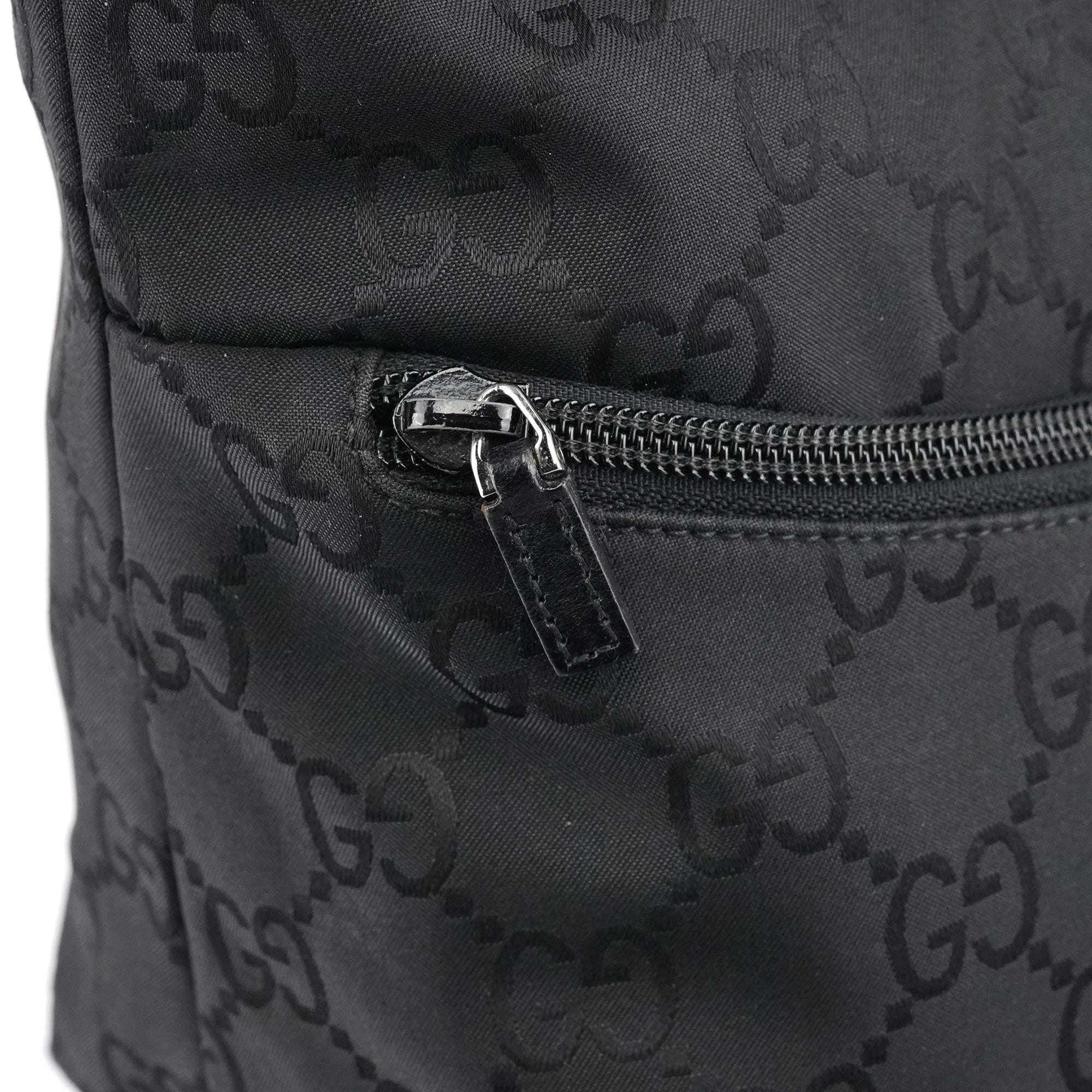Gucci 001 3386 Black GG Nylon Shoulder Bag