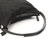 Gucci 001 3766 skuldertaske i sort GG nylon