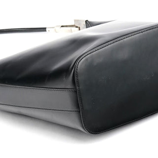 Gucci 001 3814 Black Calfskin Leather Shoulder Bag
