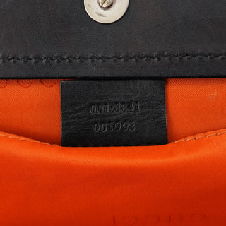 Gucci 001 3841 Black Calfskin Leather Shoulder Bag
