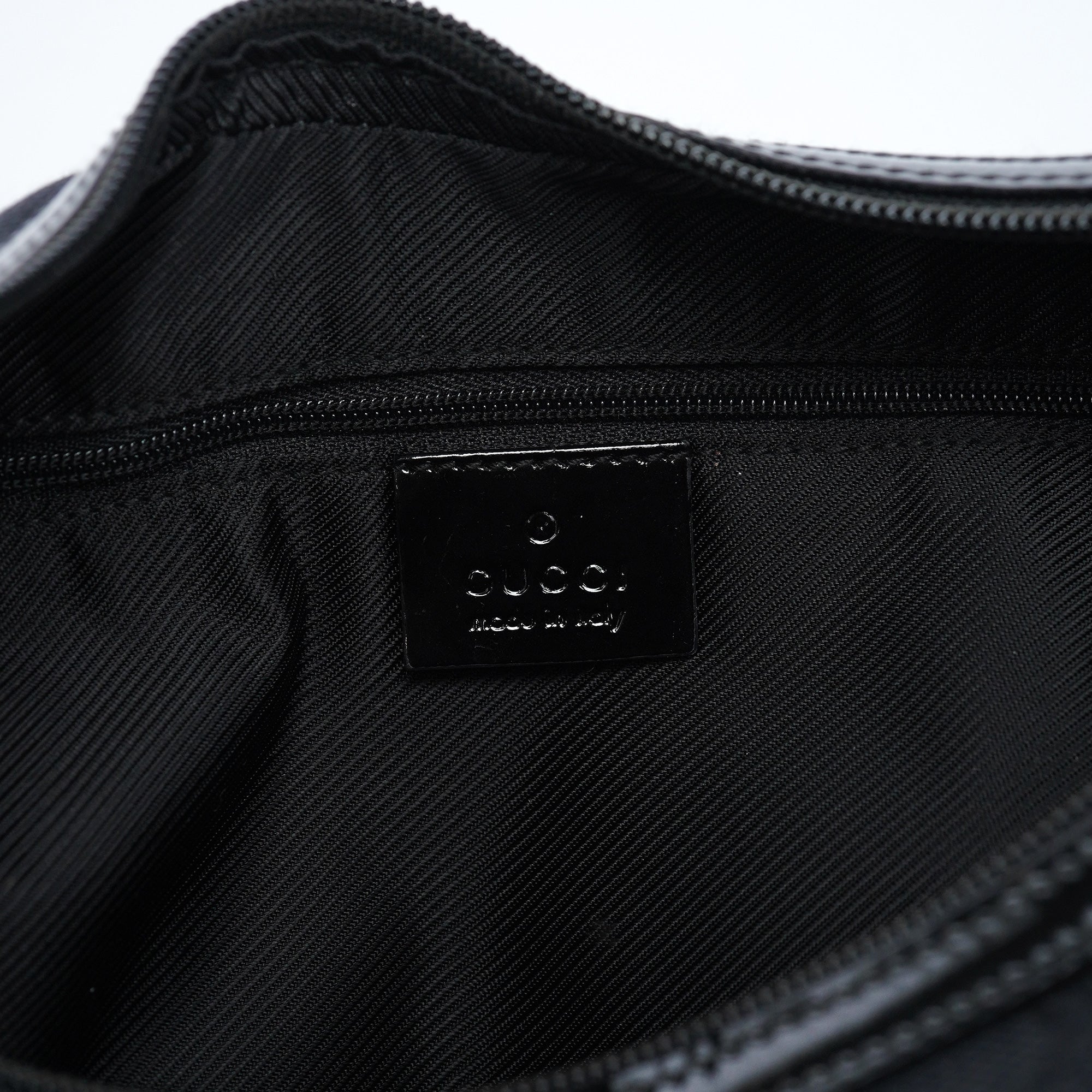 Gucci 001 4204 Black GG Shoulder Bag