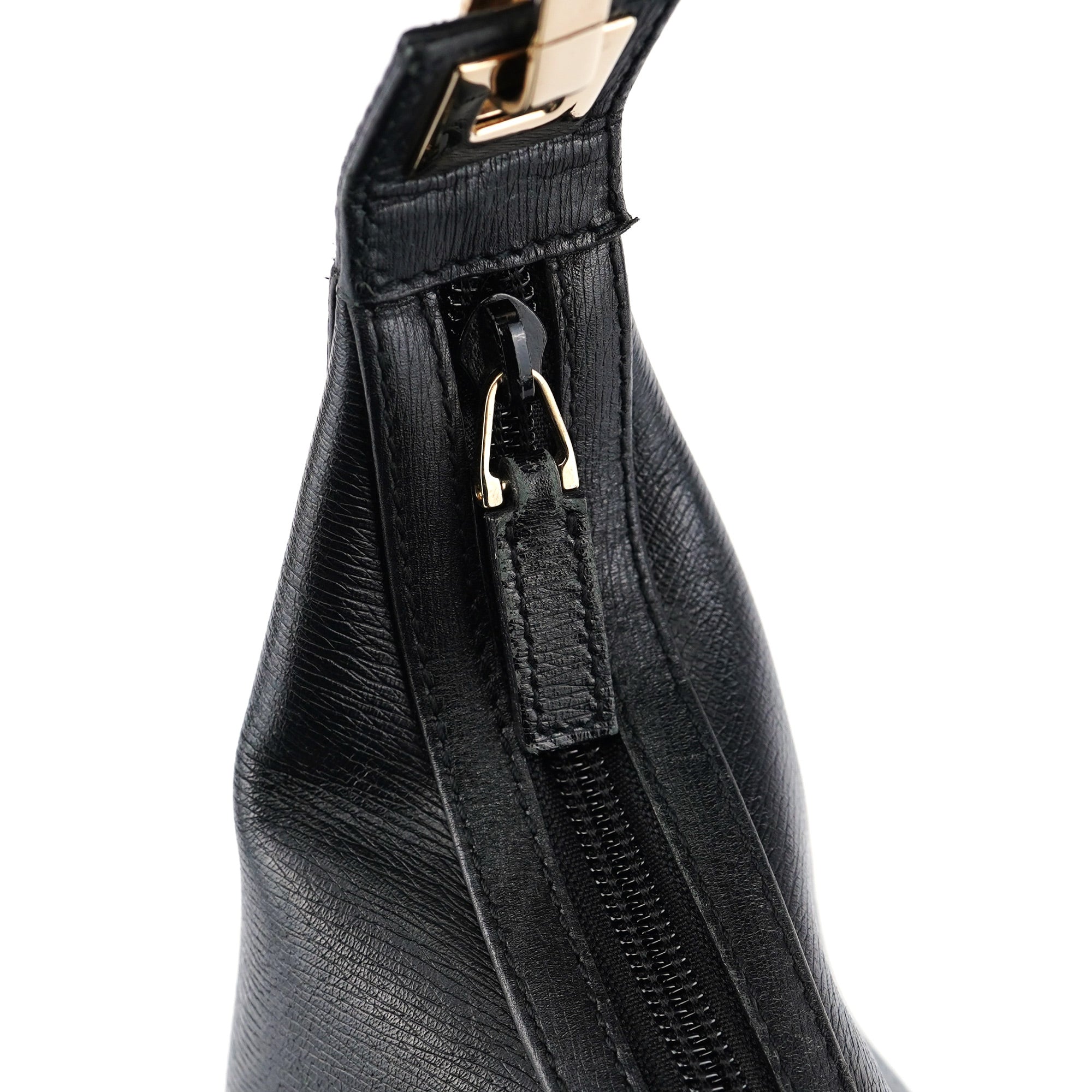 Gucci 001 4204 Sac hobo en cuir noir