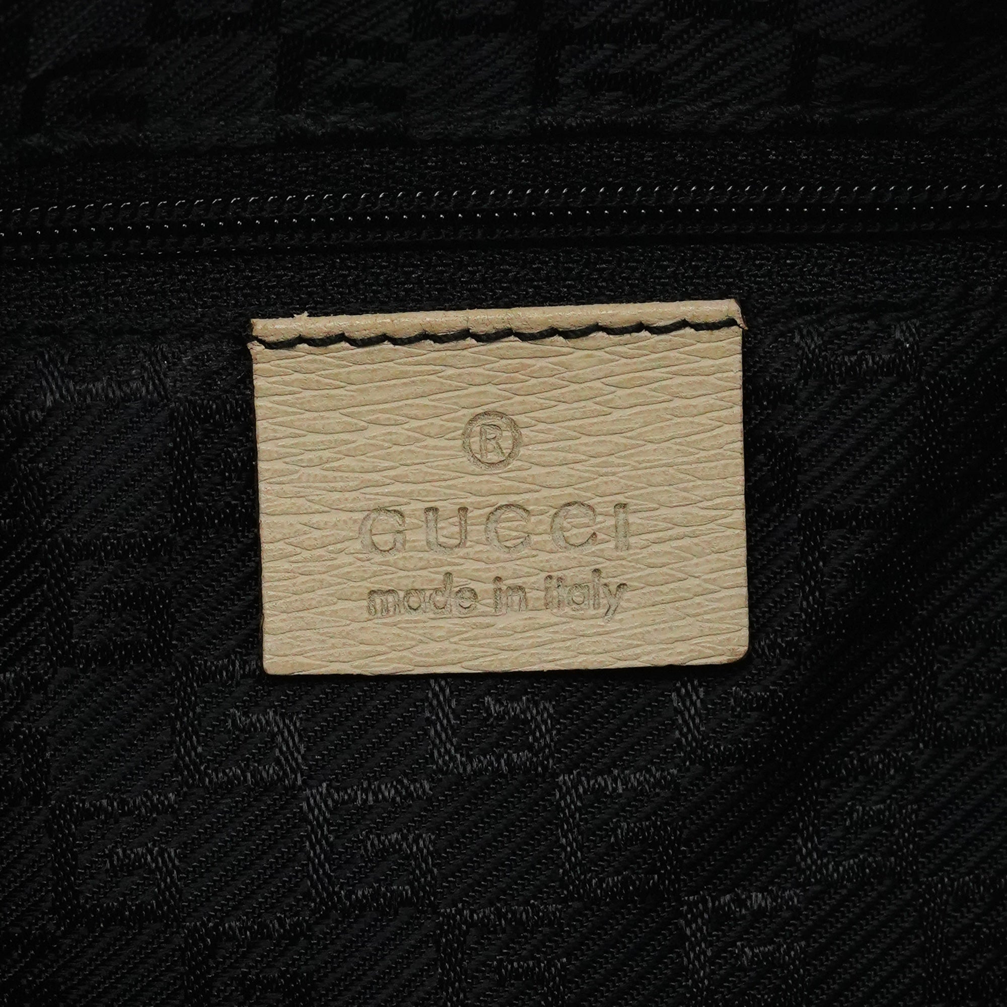 Gucci 001 4204 Ivory Leather One-Shoulder Bag