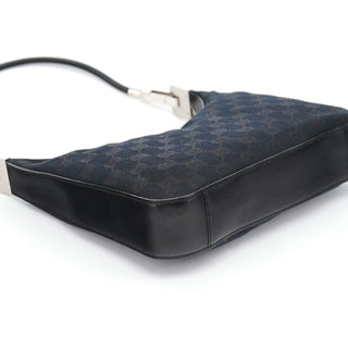 Gucci 001 4205 Black GG Shoulder Bag