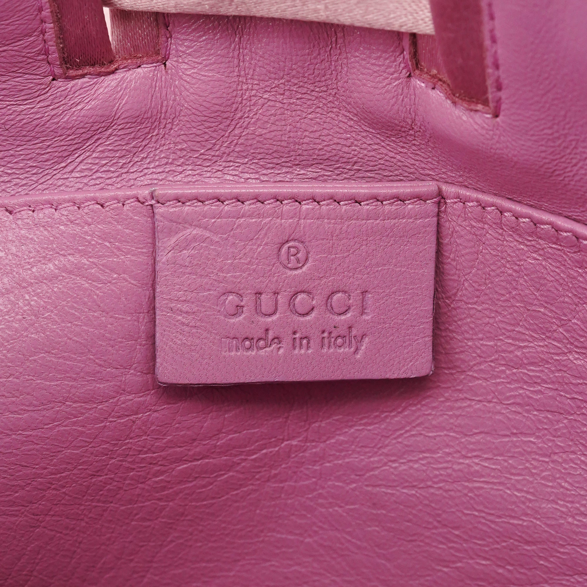 Gucci 001 4399 Pink Satin Drawstring Shoulder Bag