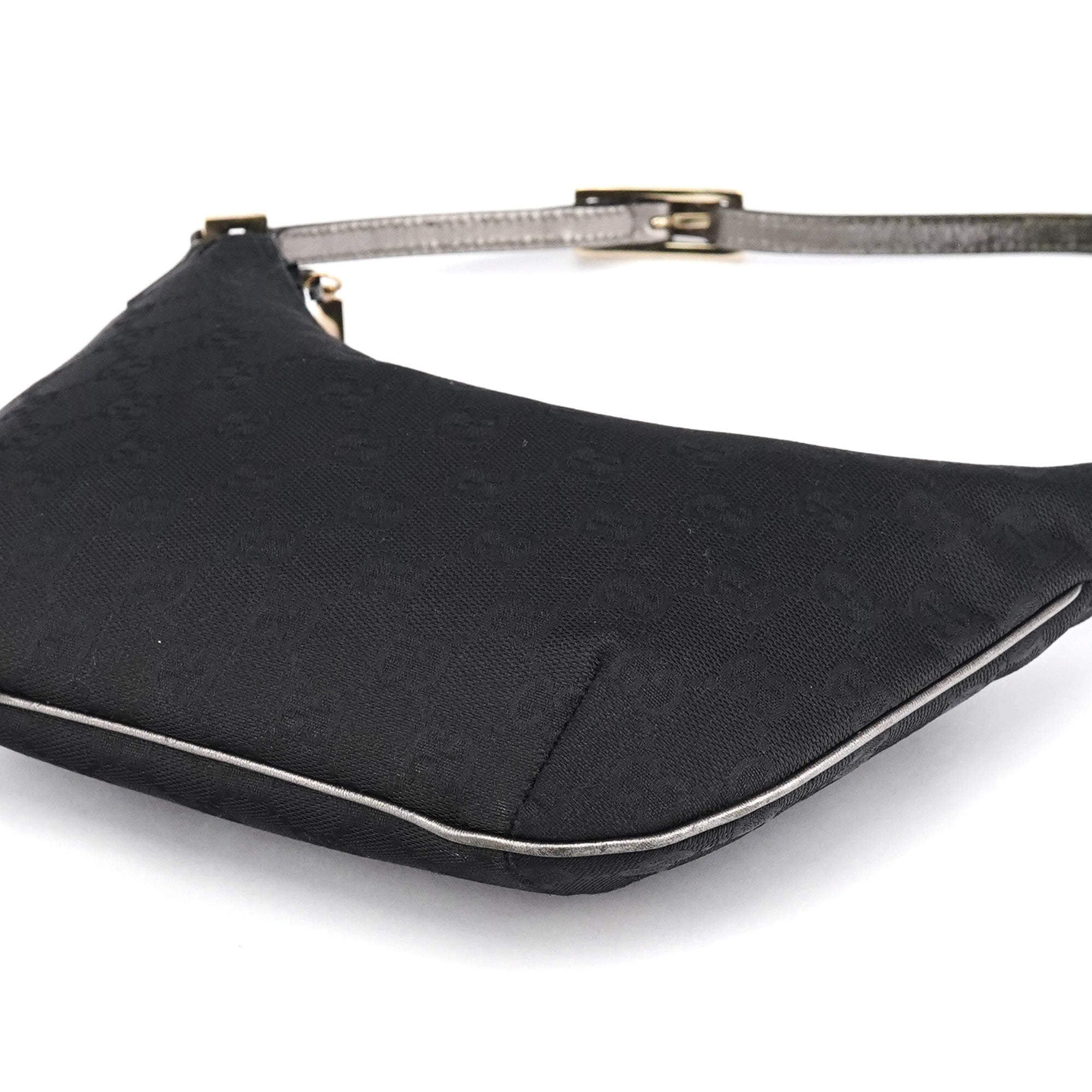 Gucci 005 0813 Sac porté épaule en toile GG noire et cuir métallisé
