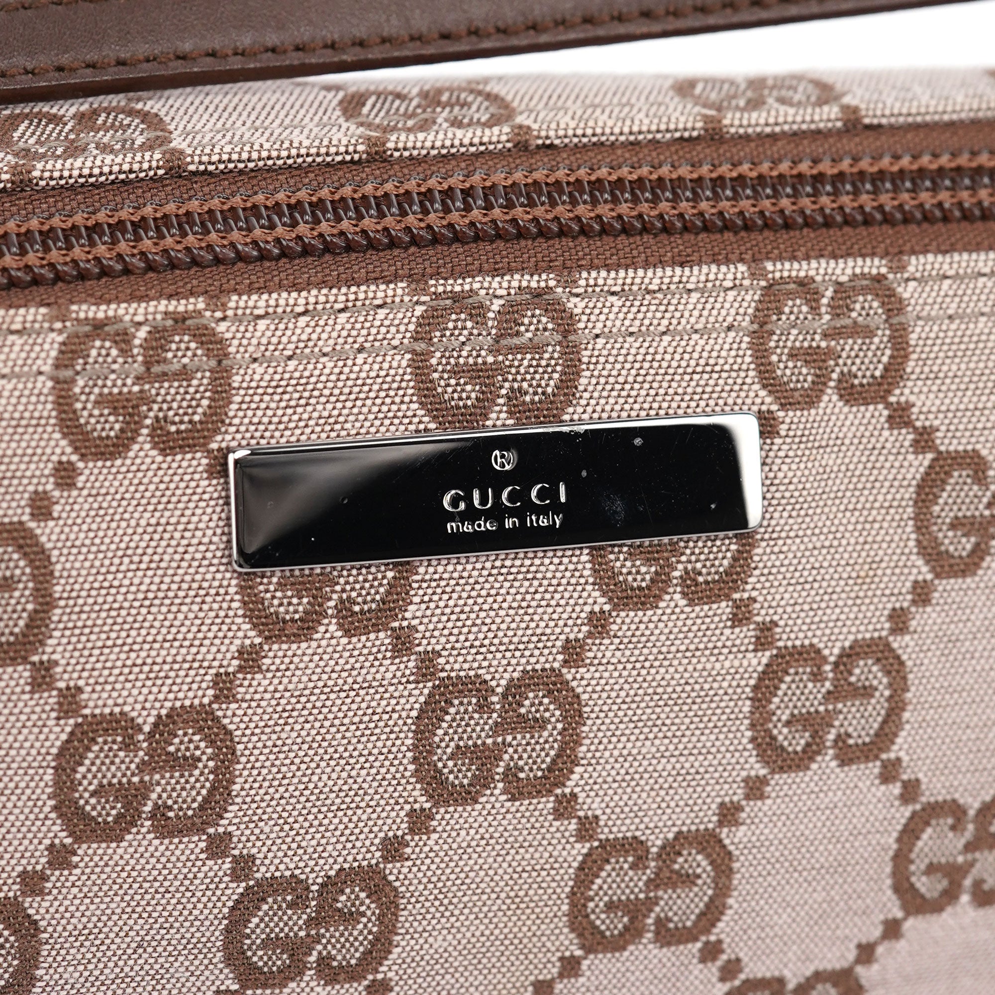 Gucci 01798 Beige Brown GG Boat Pochette