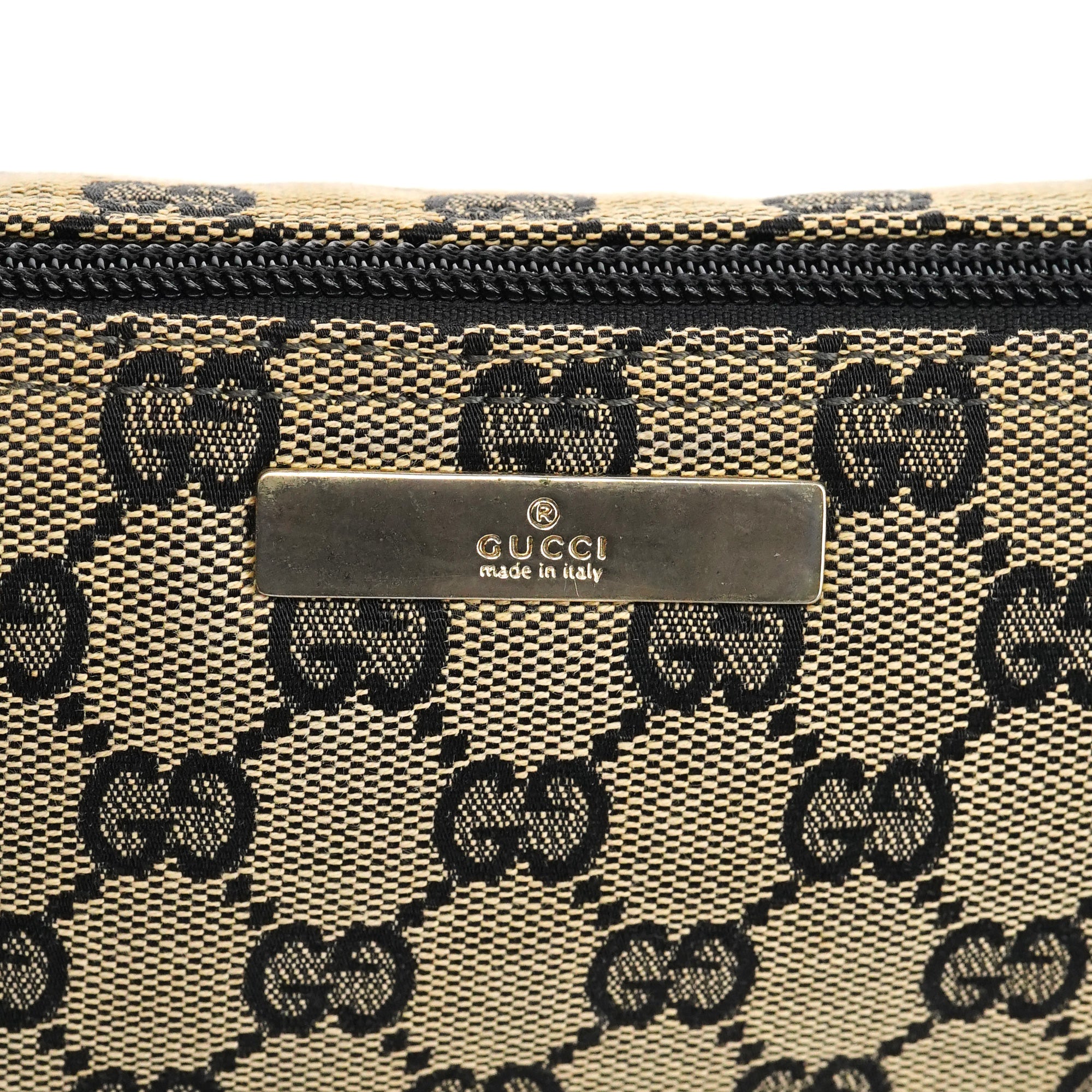 Gucci 039 1103 Beige Black GG Boat Pochette