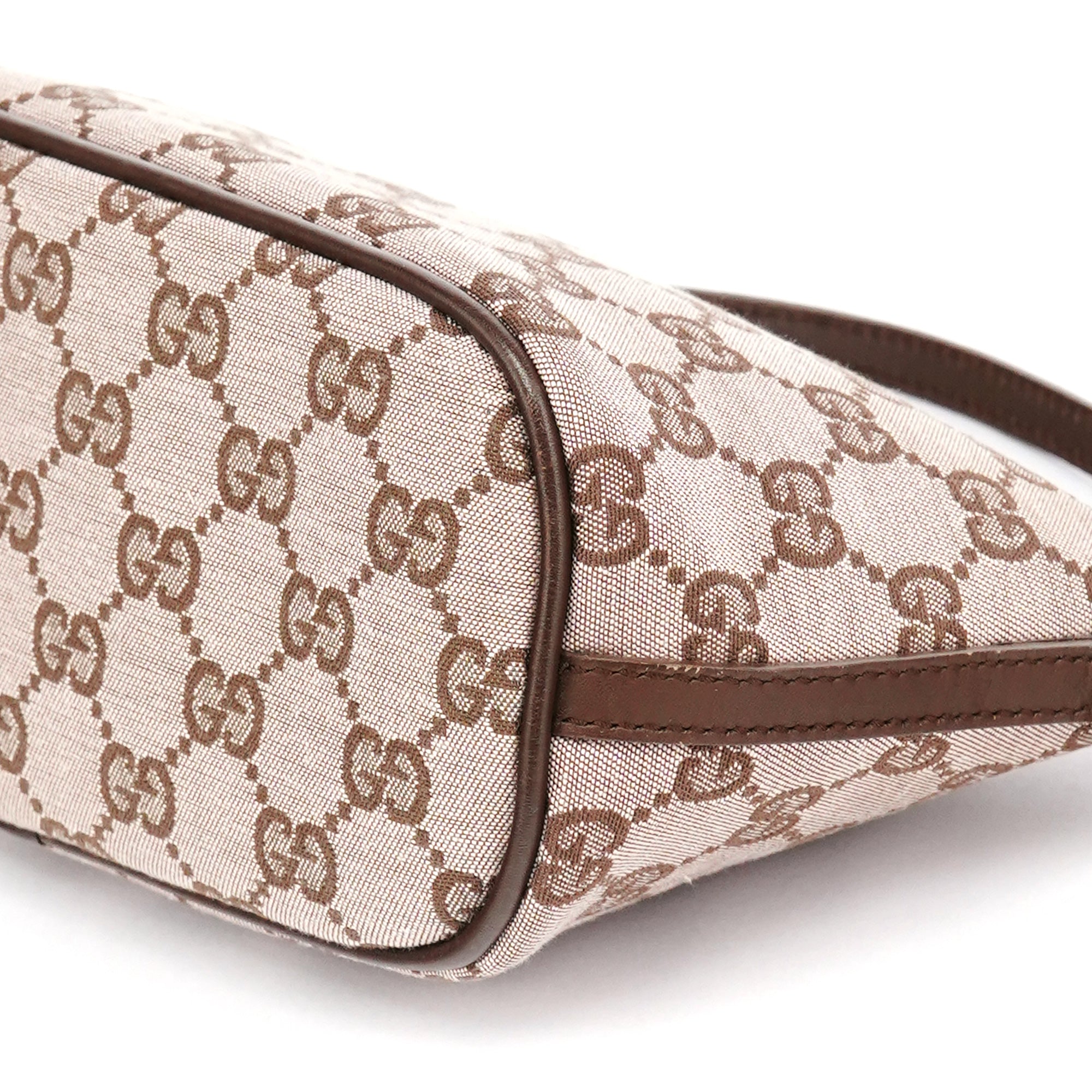 Gucci 039 1103 Beige Brown GG Boat Pochette
