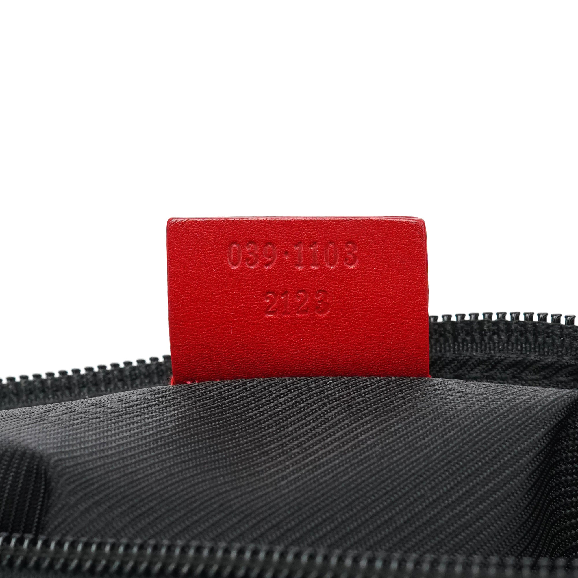 Gucci 039 1103 Beige Red GG Boat Pochette