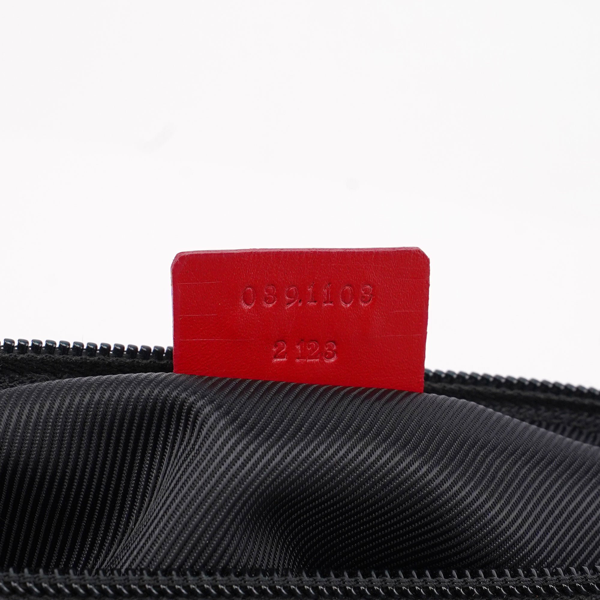 Gucci 039 1103 Beige Red GG Boat Pochette