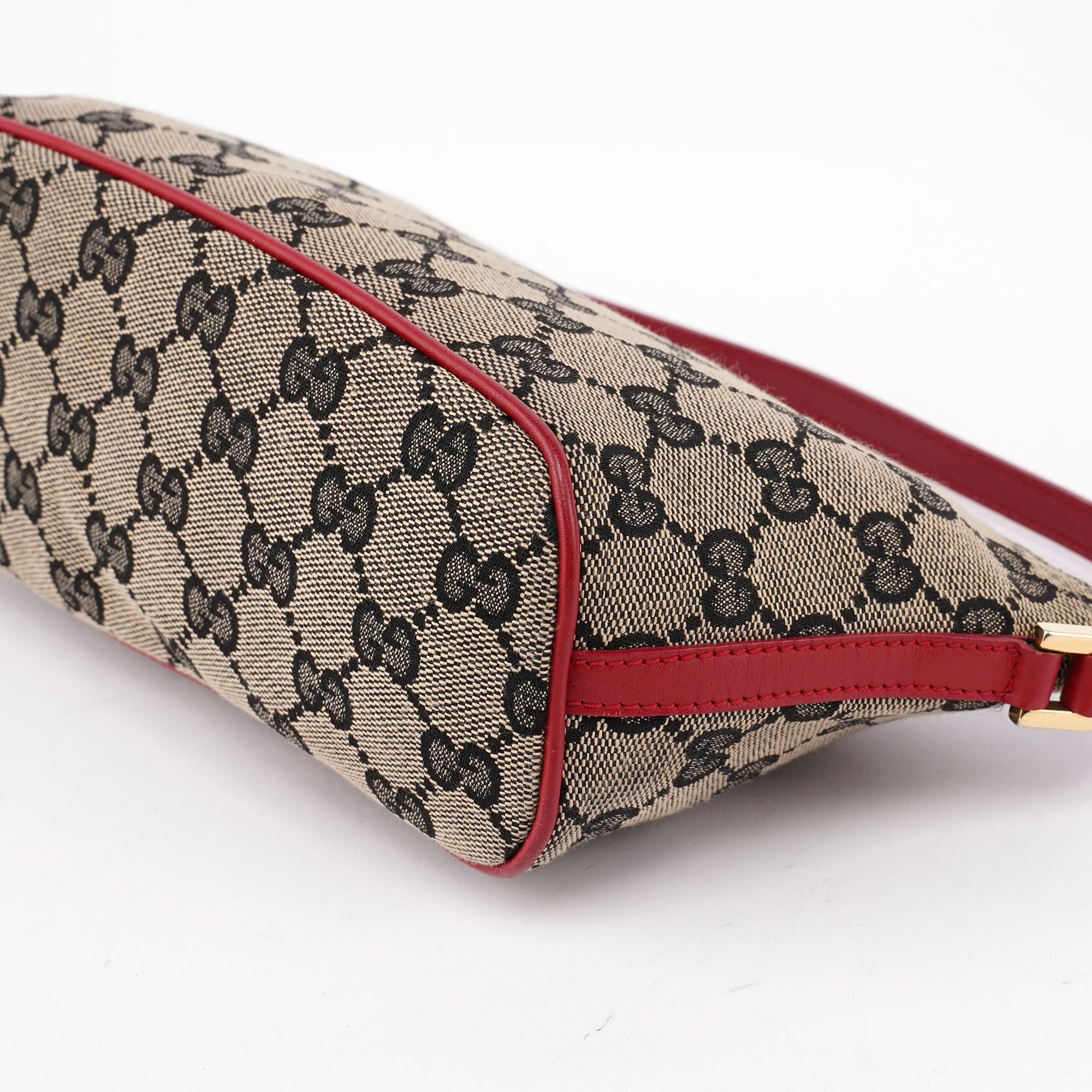 Gucci 039 1103 Beige Red GG Boat Pochette