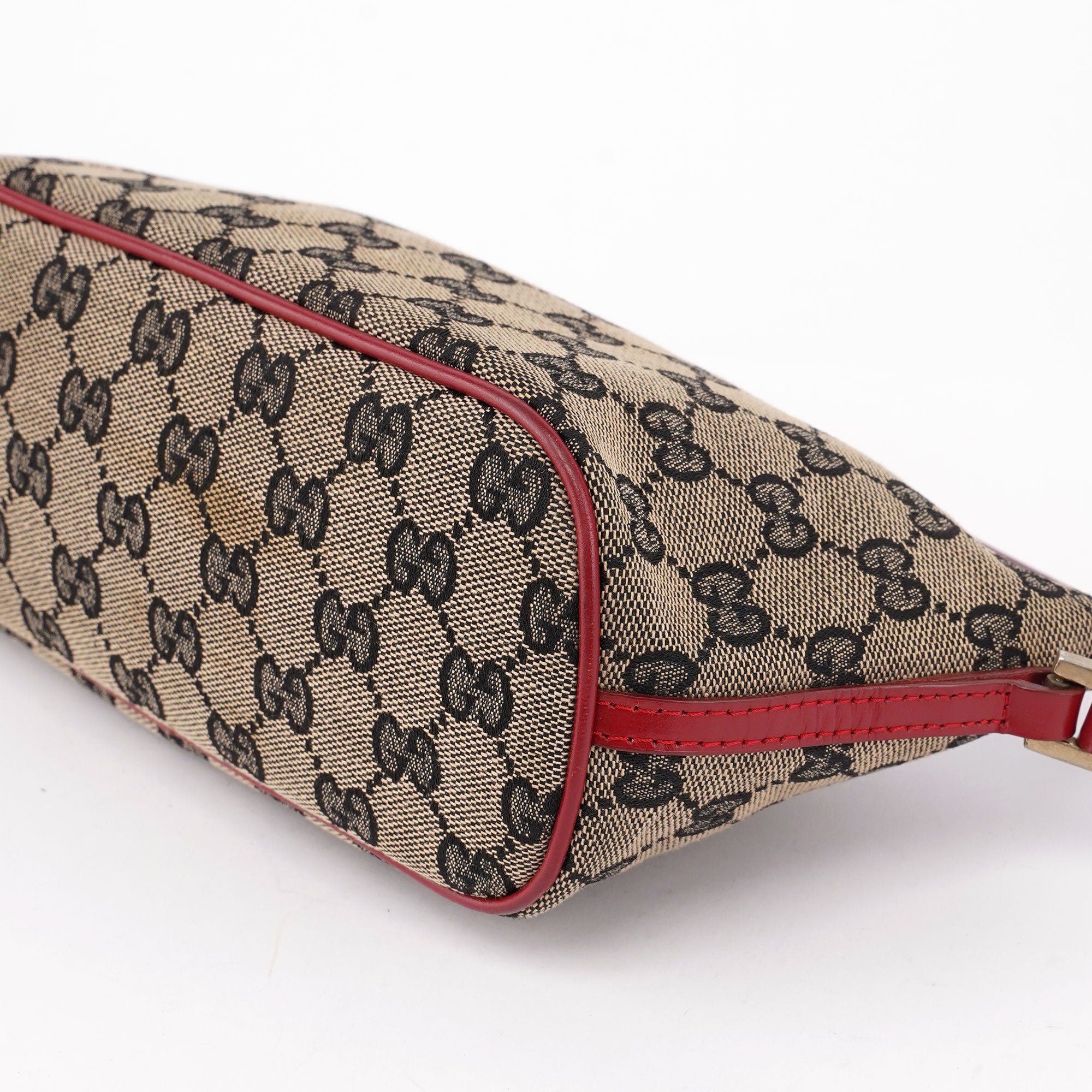 Gucci 039 1103 Beige Red GG Boat Pochette