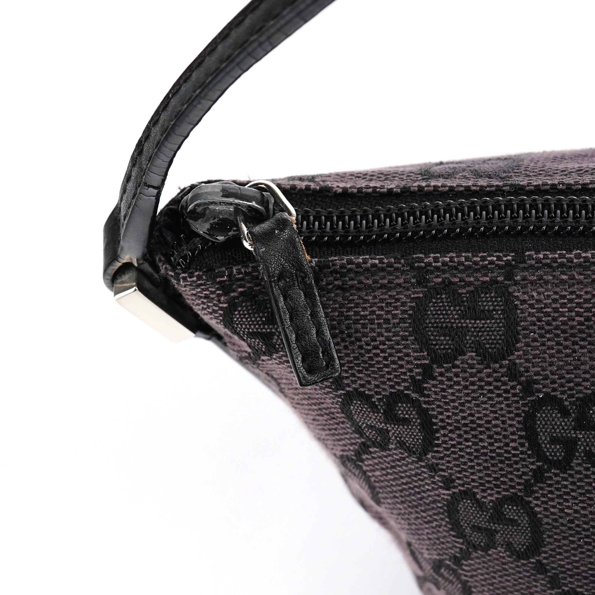 Gucci 039 1103 Black GG Boat Pochette