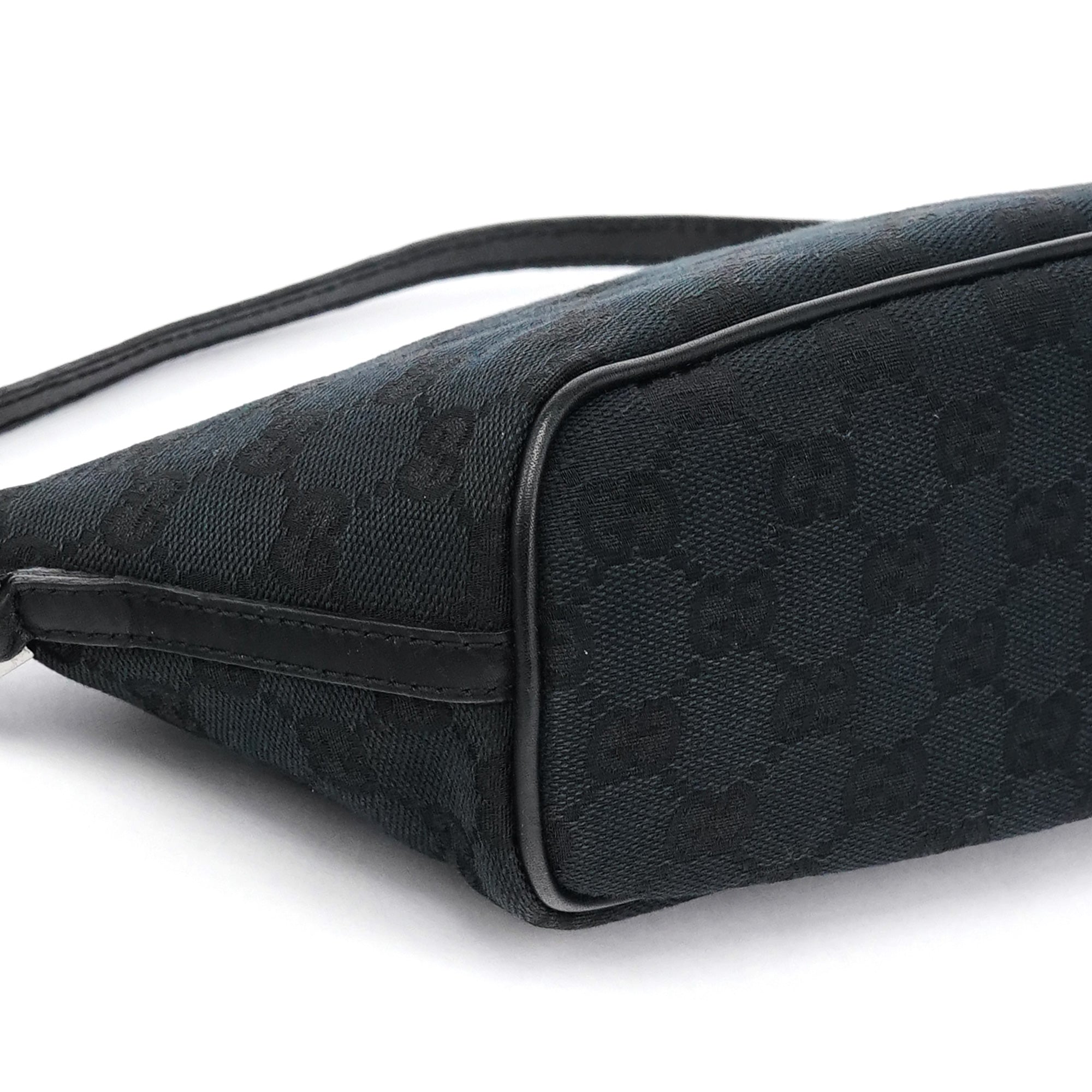 Gucci 039 1103 Black GG Boat Pochette