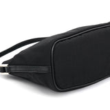 Gucci 039 1103 Black Nylon Boat Pochette